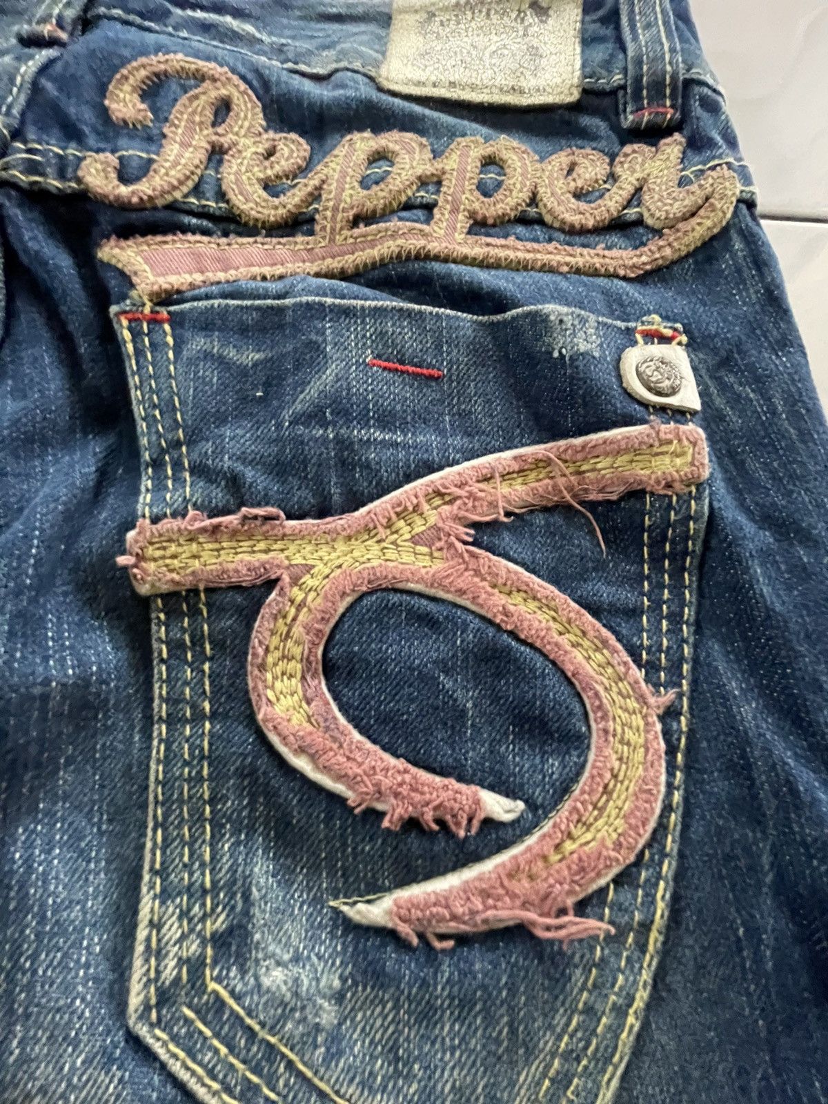 GOSTAR DE FUGA × Hysteric Glamour × Japanese Brand Red Pepper Japan Embellished Embroidered Flare Jeans Size US 29 - 17 Thumbnail