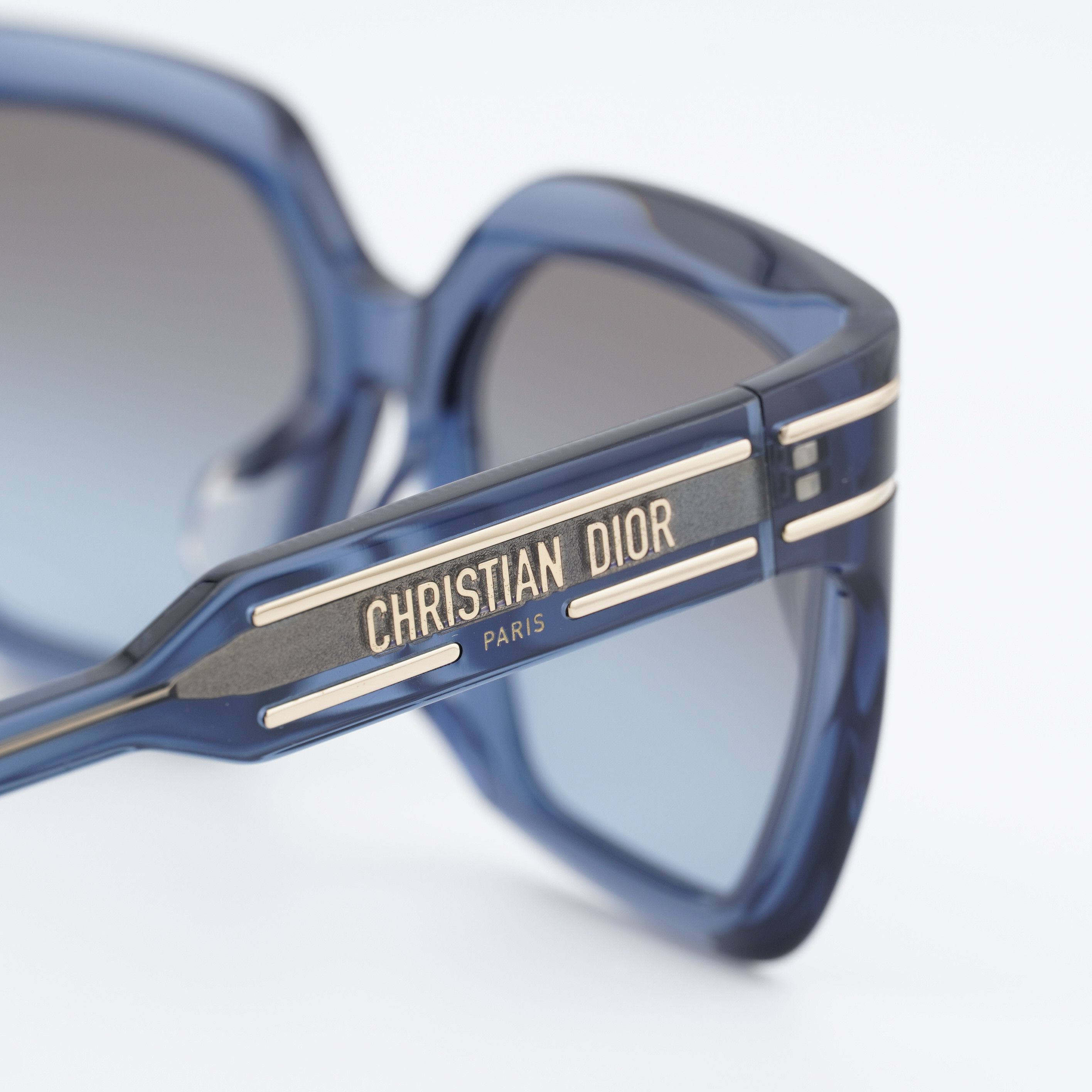 Dior Dior DIORSIGNATURE S10F 30F2 Sunglasses Blue Square Frame Size ONE SIZE - 11 Thumbnail