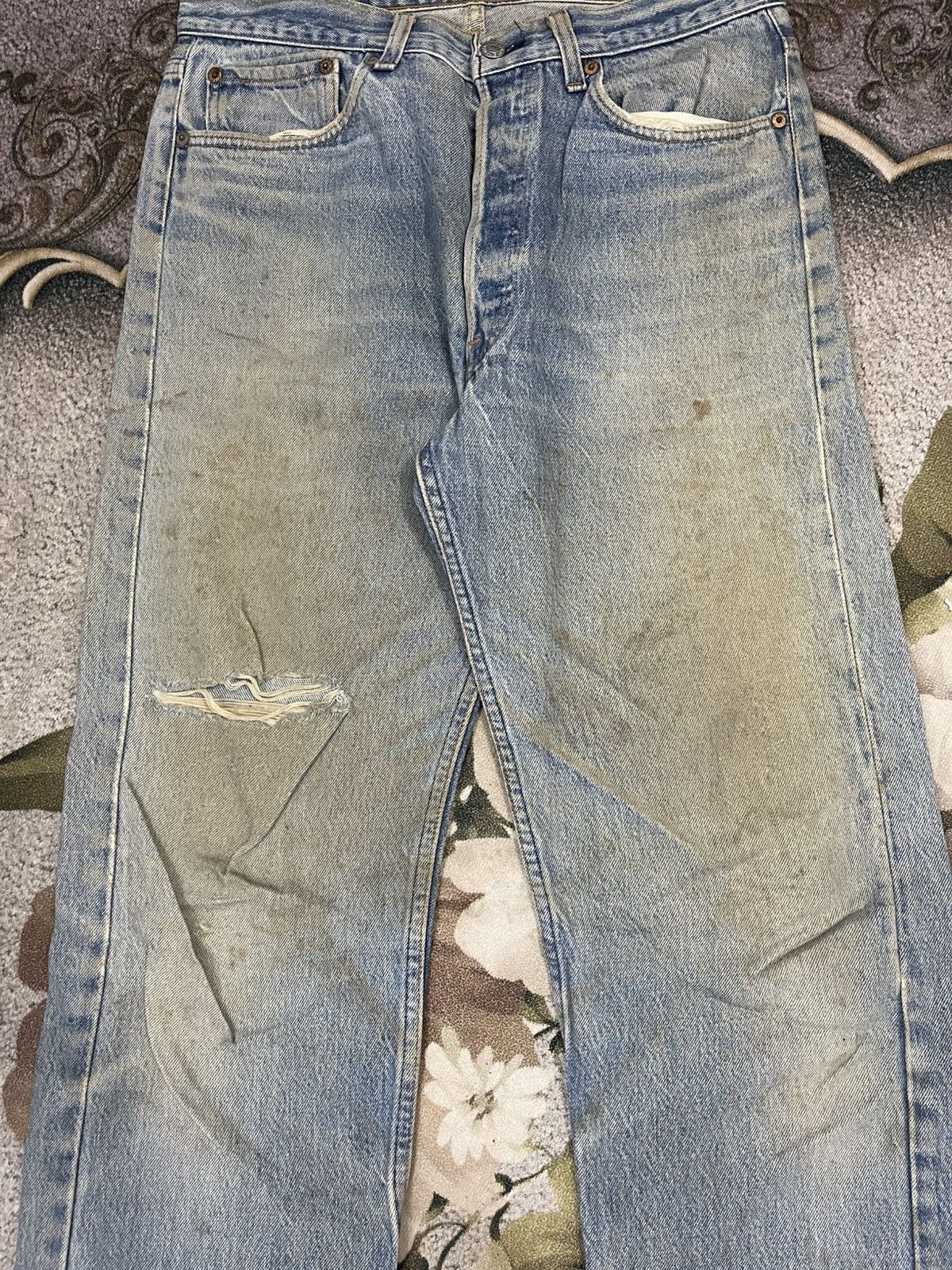 Levi's Vintage Levis Distressed Streetwear Size US 33 - 2 Thumbnail