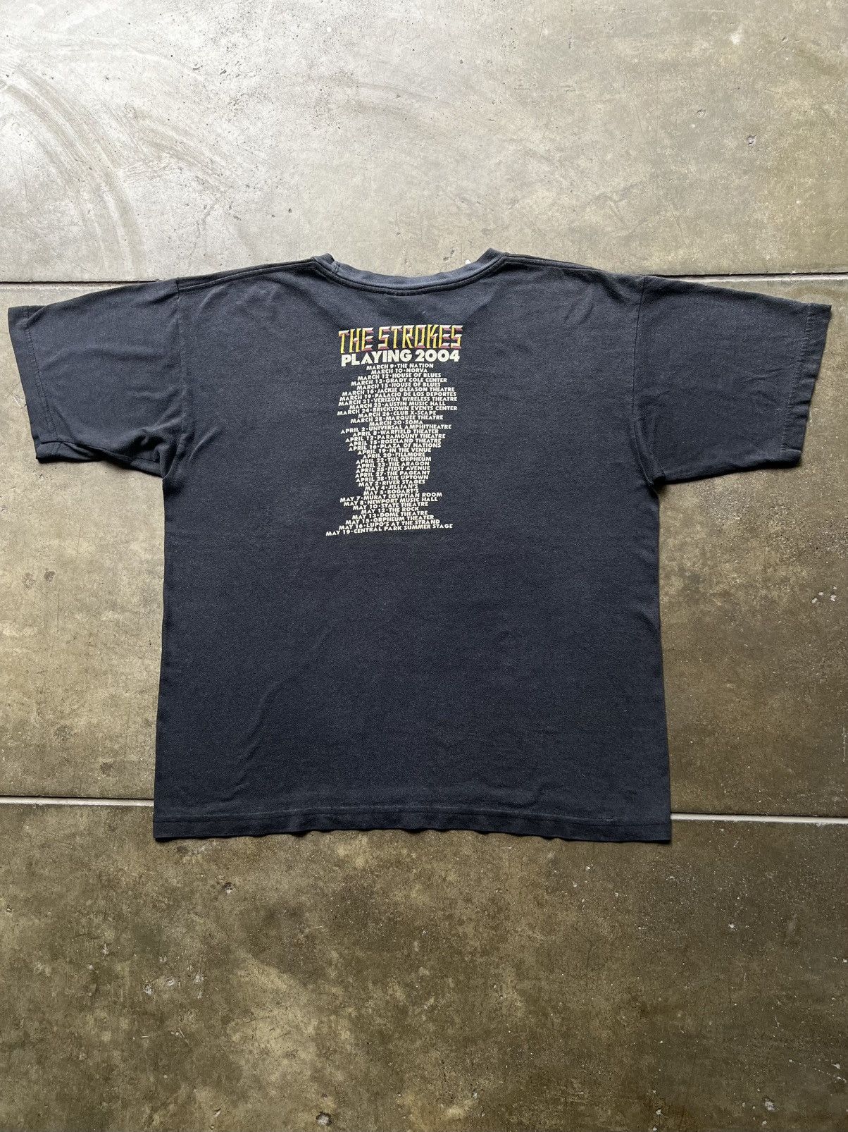 Vintage 2004 The Strokes Room On Fire Playing Tour Band Tee Shirt Size US L / EU 52-54 / 3 - 3 Thumbnail