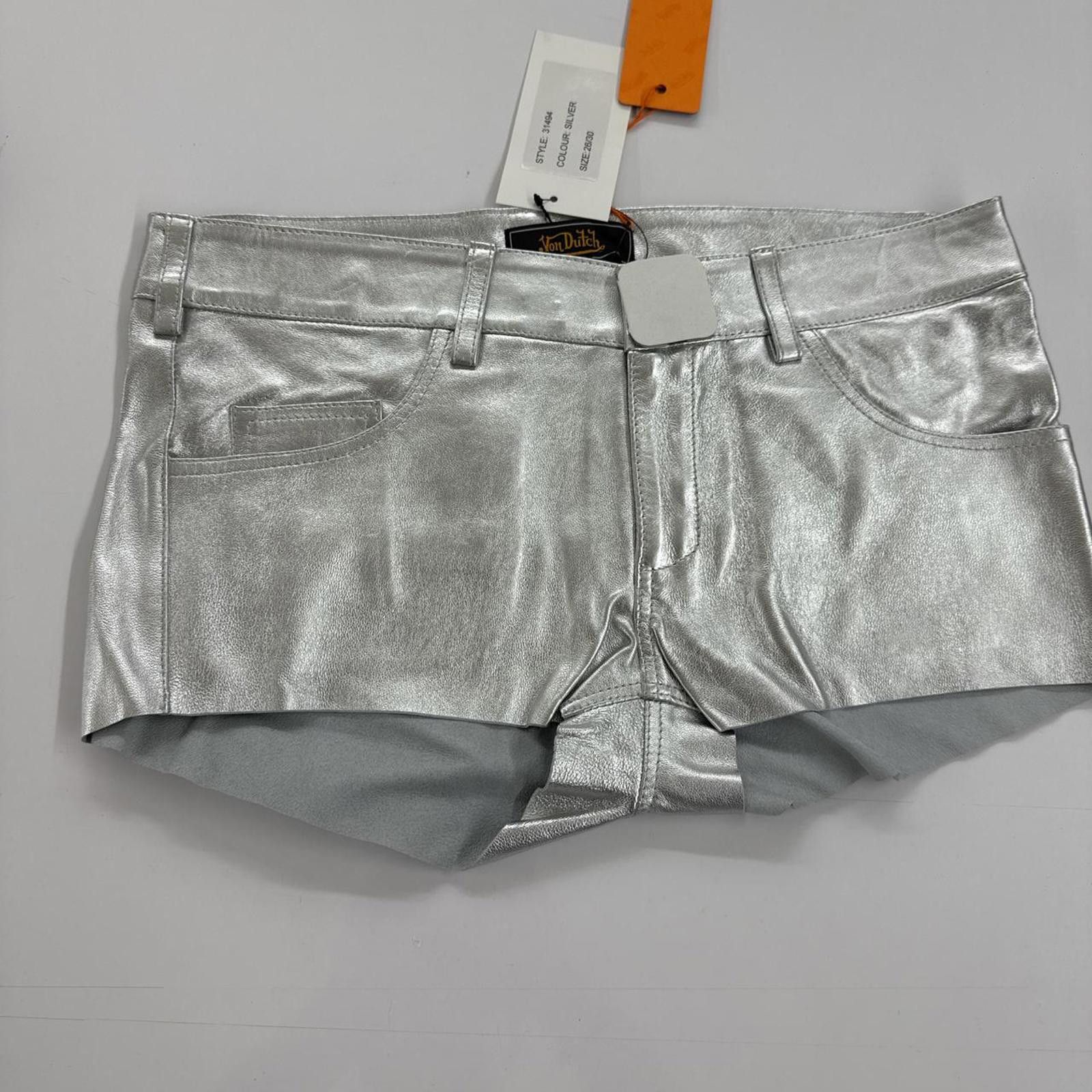 Von Dutch Von Dutch Black Leather Shorts Size 26/30 New Logo on Back Size 42" / US 20 - 1 Thumbnail