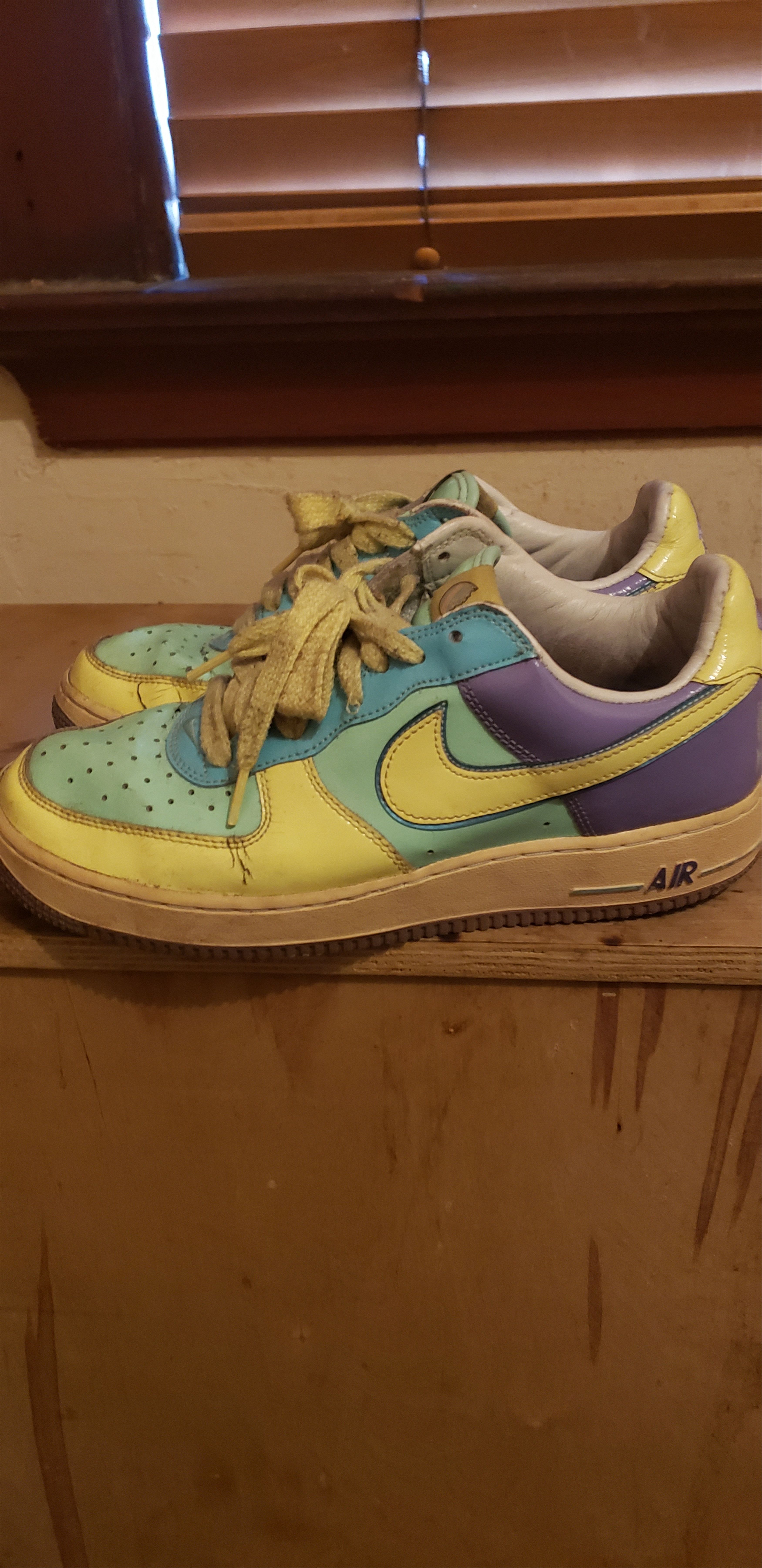 Nike 2006 Easter Air Force 1s Size US 8.5 / EU 41-42 - 2 Thumbnail