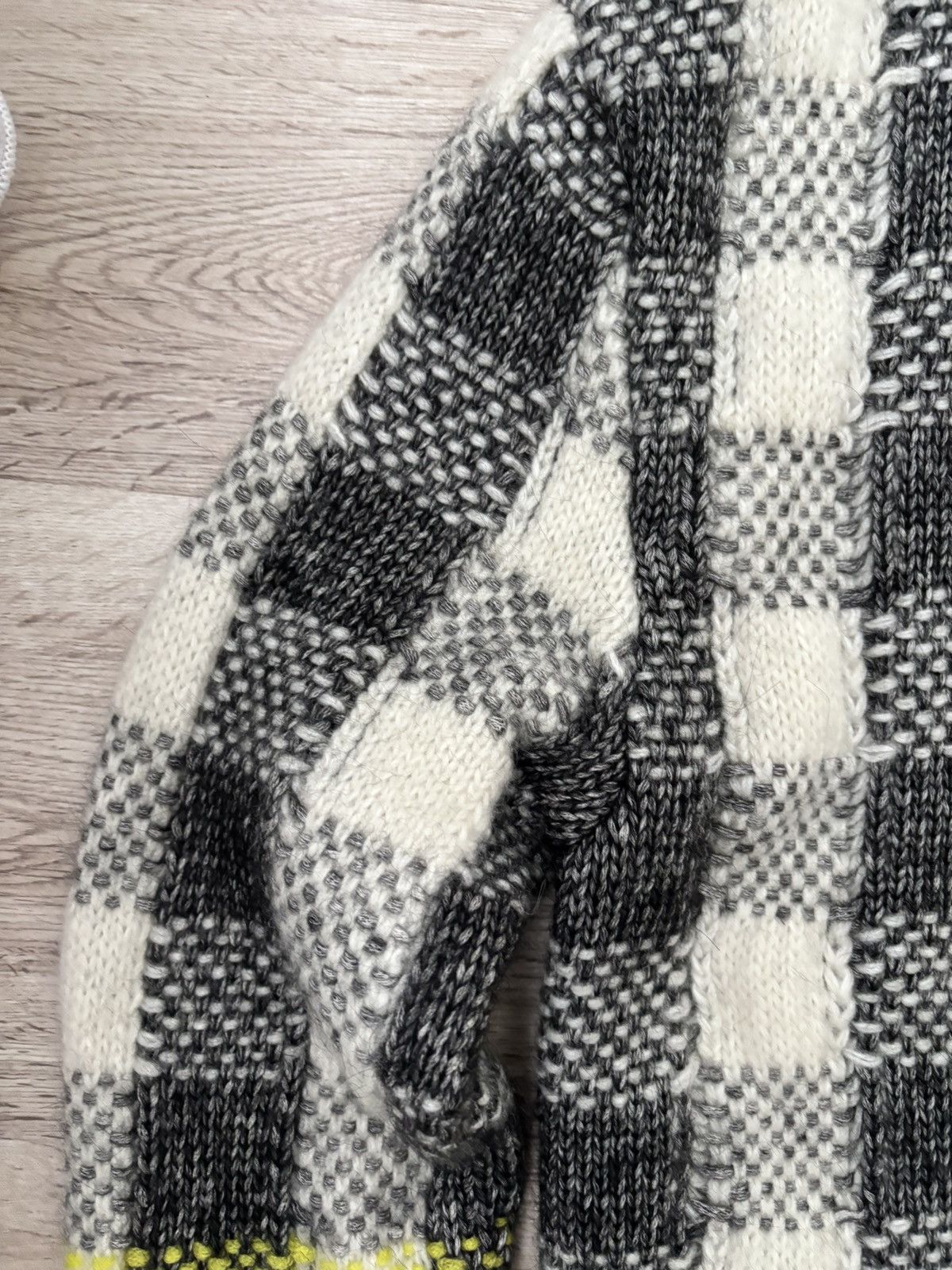 Alexander McQueen MCQ ALEXANDER MCQUEEN Checked knitted cardigan Size S / US 4 / IT 40 - 7 Thumbnail