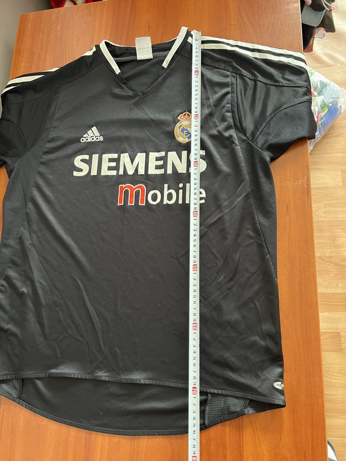 Adidas 2004/05 REAL MADRID AWAY SOCCER JERSEY FOOTBALL SHIRT L Size US L / EU 52-54 / 3 - 21 Thumbnail