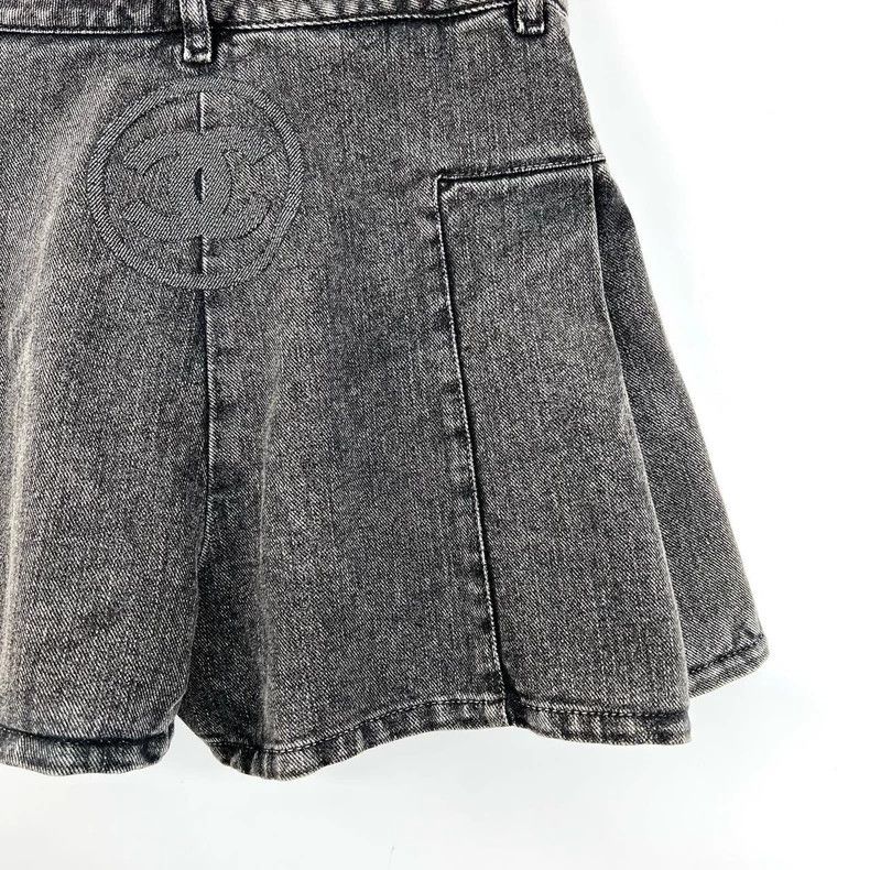 Chanel Chanel 23c gray denim denim shorts Size 42" / US 20 - 6 Thumbnail