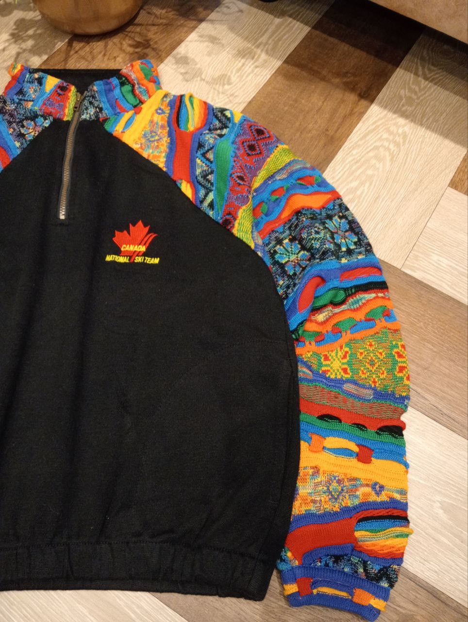 Vintage VINTAGE ATG CANADA NATIONAL SKI TEAM KNITWEAR SWEATER Size US M / EU 48-50 / 2 - 3 Thumbnail