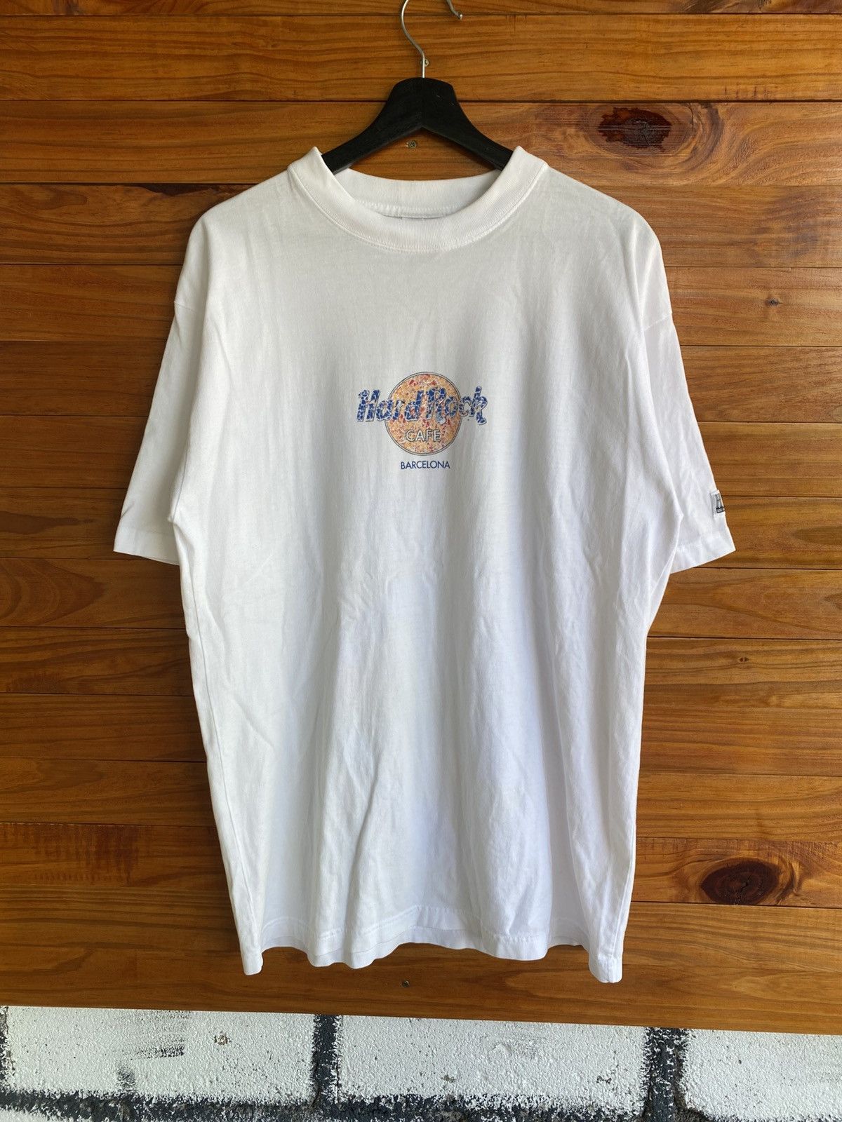 Hard Rock Cafe Vintage 90s Hard Rock Cafe Barcelona Heavy-T Pop Art Design Size US M / EU 48-50 / 2 - 12 Thumbnail