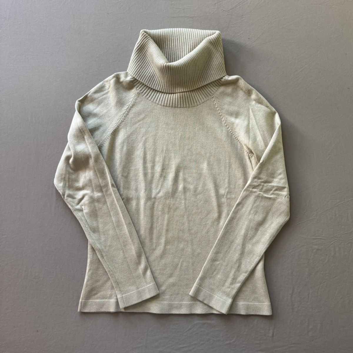 Ann Taylor Ann Taylor Silk Cashmere Turtleneck Sweater Size M / US 6-8 / IT 42-44 - 1 Thumbnail