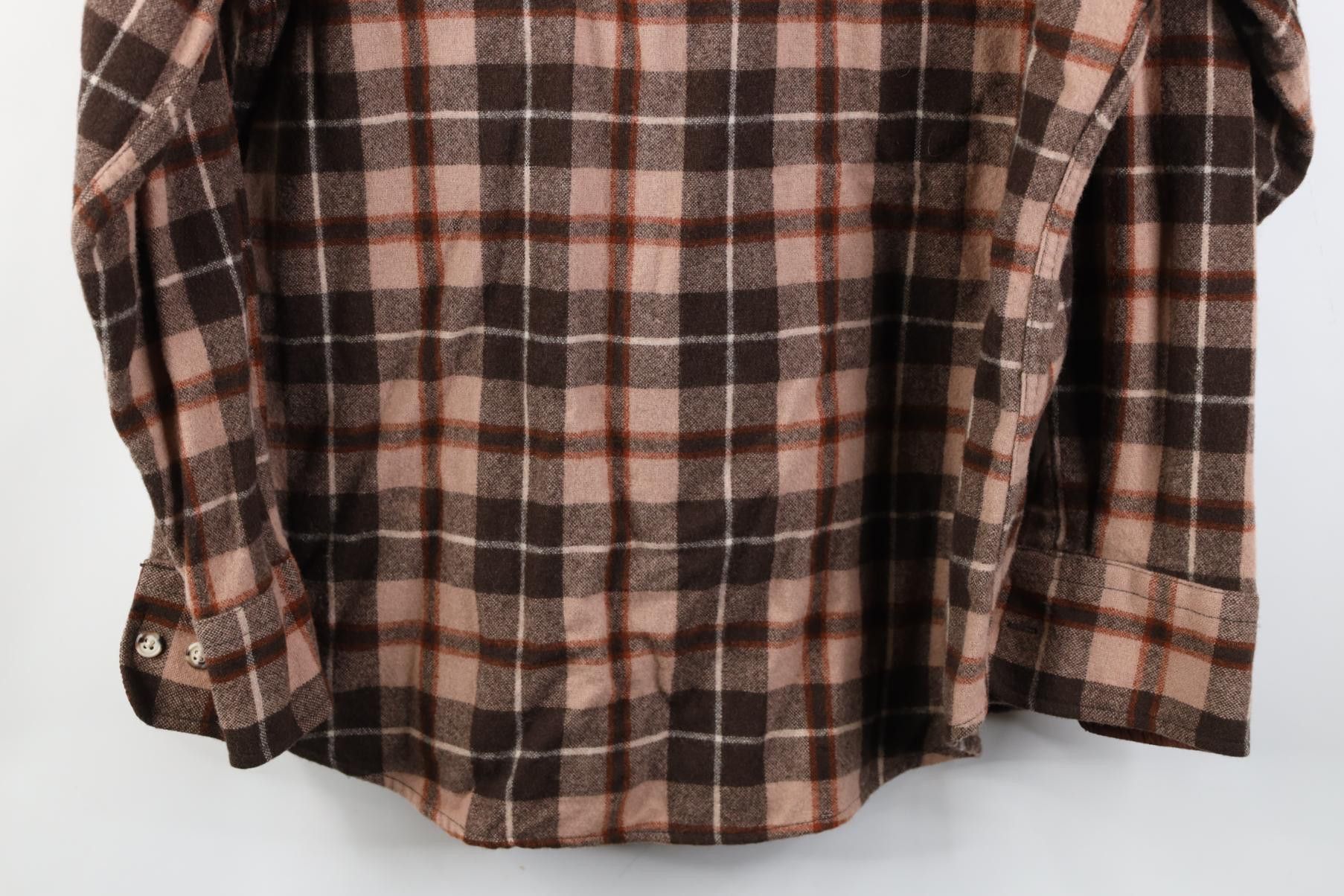 Vintage Vintage 70s Streetwear Wool Knit Board Button Shirt Plaid Size US L / EU 52-54 / 3 - 13 Thumbnail
