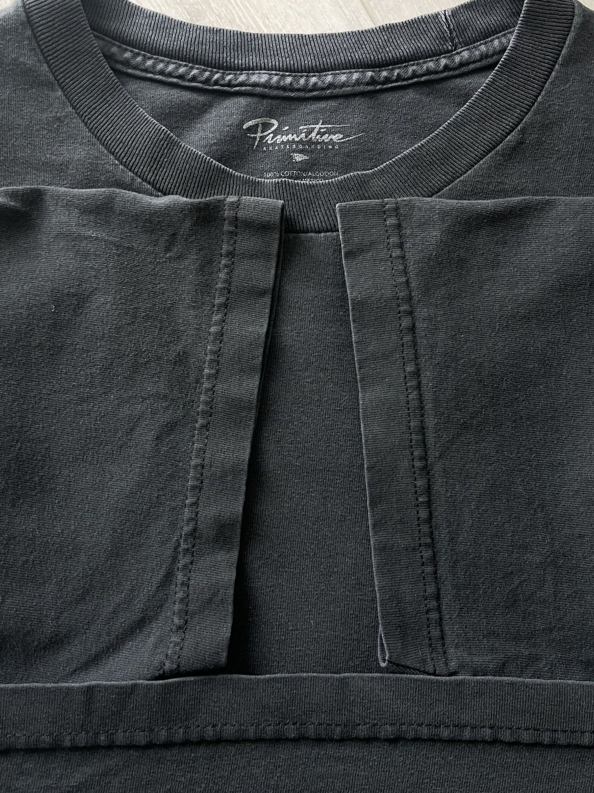 Primitive Vintage 00’s Primitive Skateboard T-Shirt Faded RARE Size US L / EU 52-54 / 3 - 10 Thumbnail
