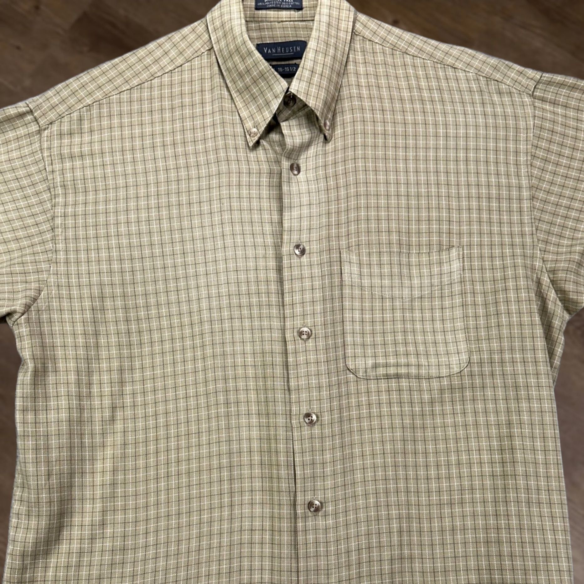Van Heusen Van Heusen Shirt Dress Mens L 16-16.5 Tan Plaid Button Down Pocket Regular Shirt Size 42R - 1 Thumbnail