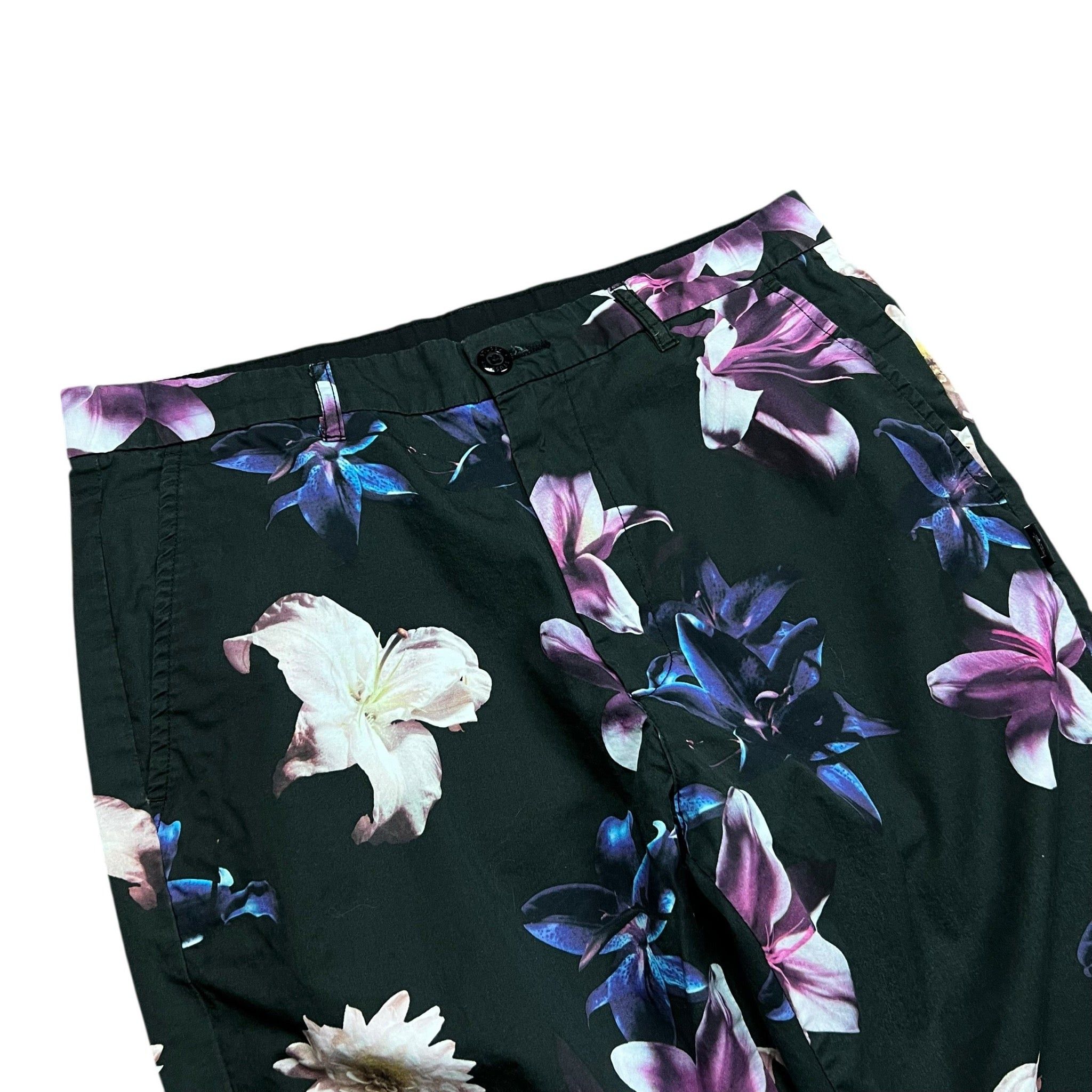 Stussy Stussy Floral Print Boardshorts - 30” Size US 30 / EU 46 - 2 Thumbnail