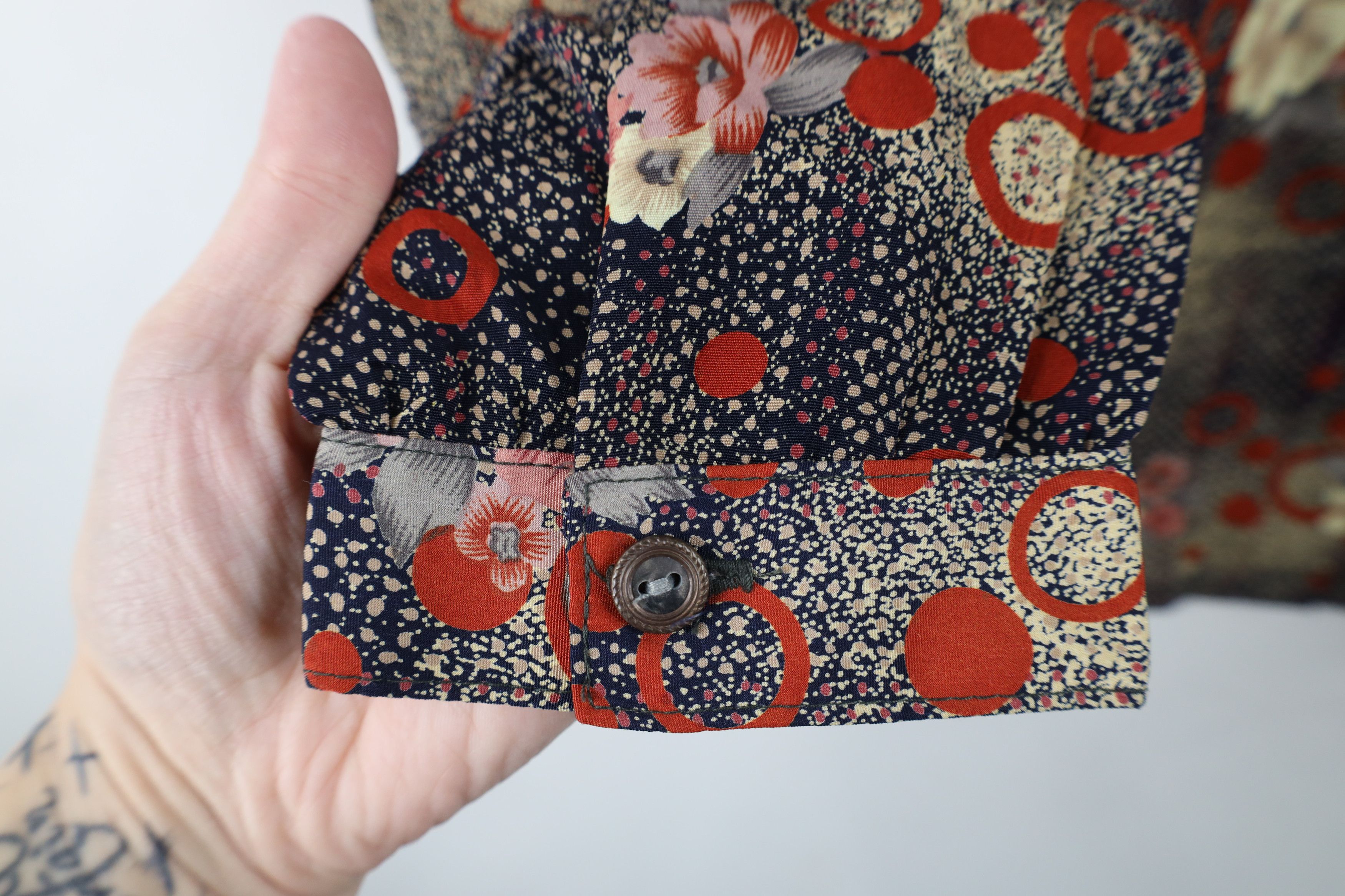 Vintage Vintage 60s 70s Streetwear Flower Collared Button Shirt USA Size L / US 10 / IT 46 - 4 Thumbnail