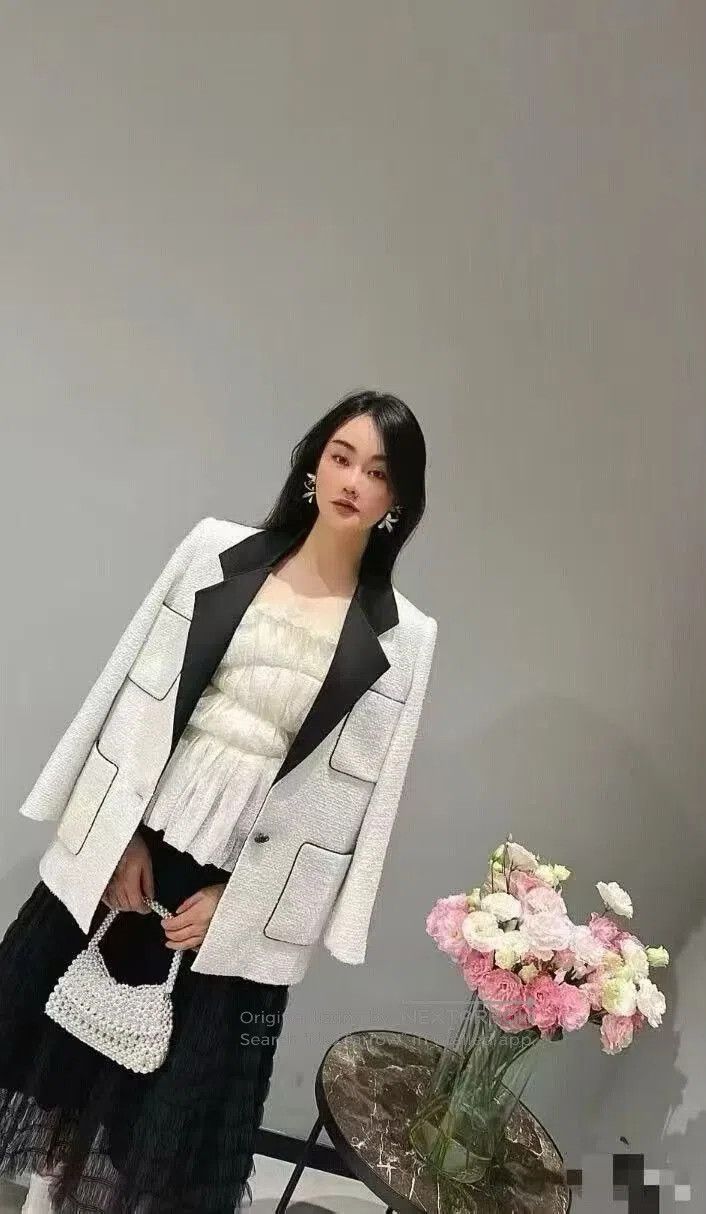 Chanel CHANEL Silk Collar Weave Jacket. Size S / US 4 / IT 40 - 8 Thumbnail