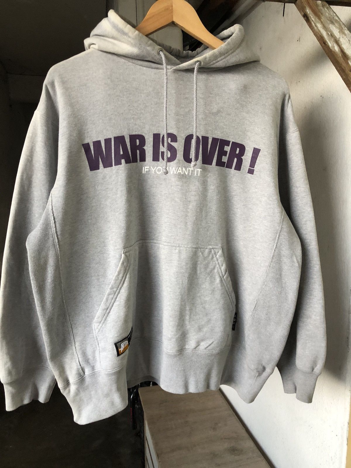 Band Tees Vintage War is Over John Lennon Faded Hoodie Size US L / EU 52-54 / 3 - 7 Thumbnail