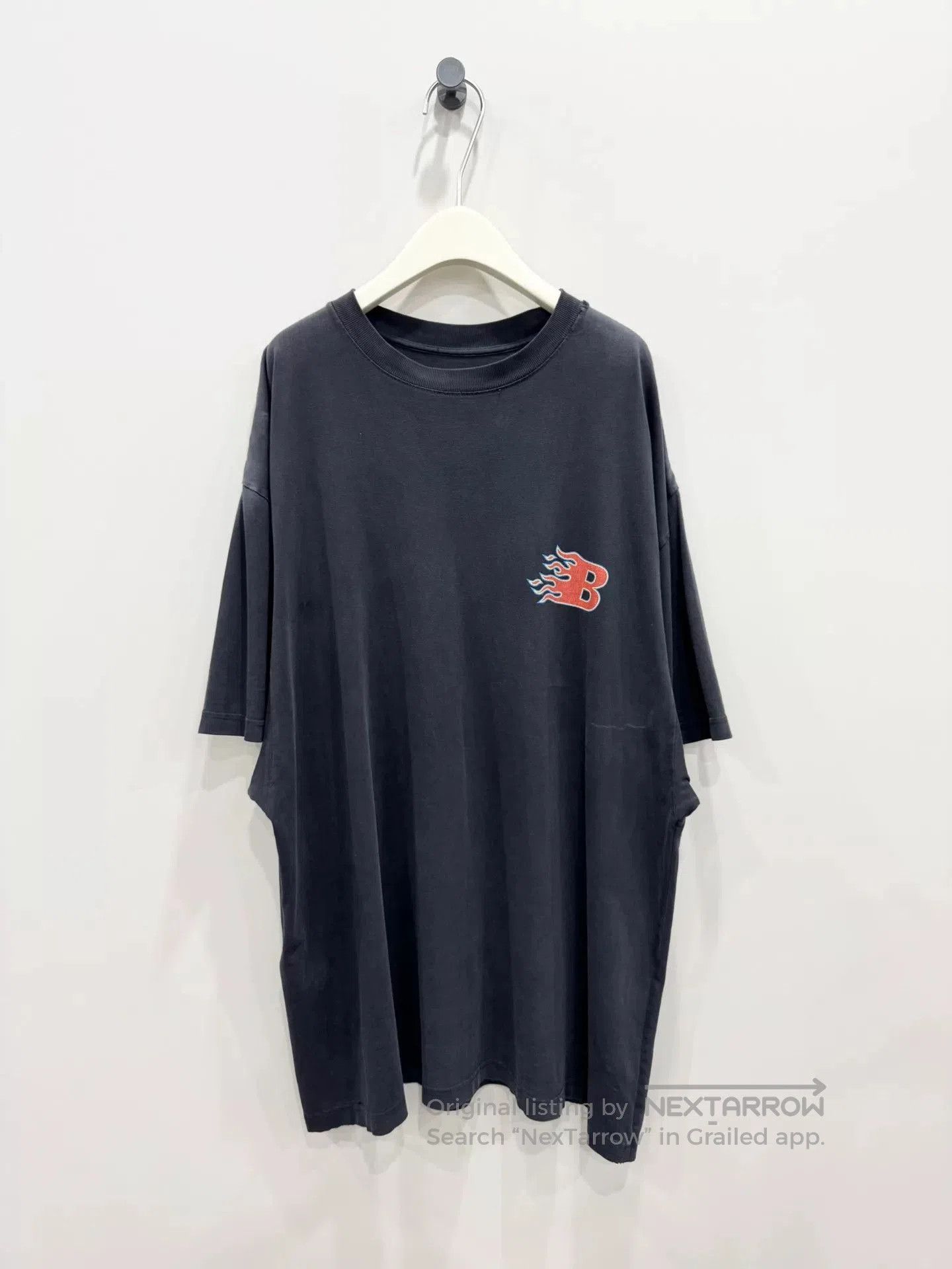 Balenciaga Balenciaga Vintage Flame Print T-Shirt Size S. Size US S / EU 44-46 / 1 - 1 Thumbnail