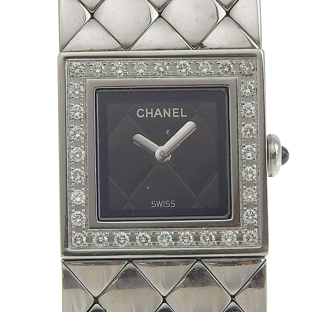 Chanel Chanel Chanel Matelassé Stainless Steel Metal Quartz H0489 DUTY FREE for USA Size ONE SIZE - 1 Thumbnail