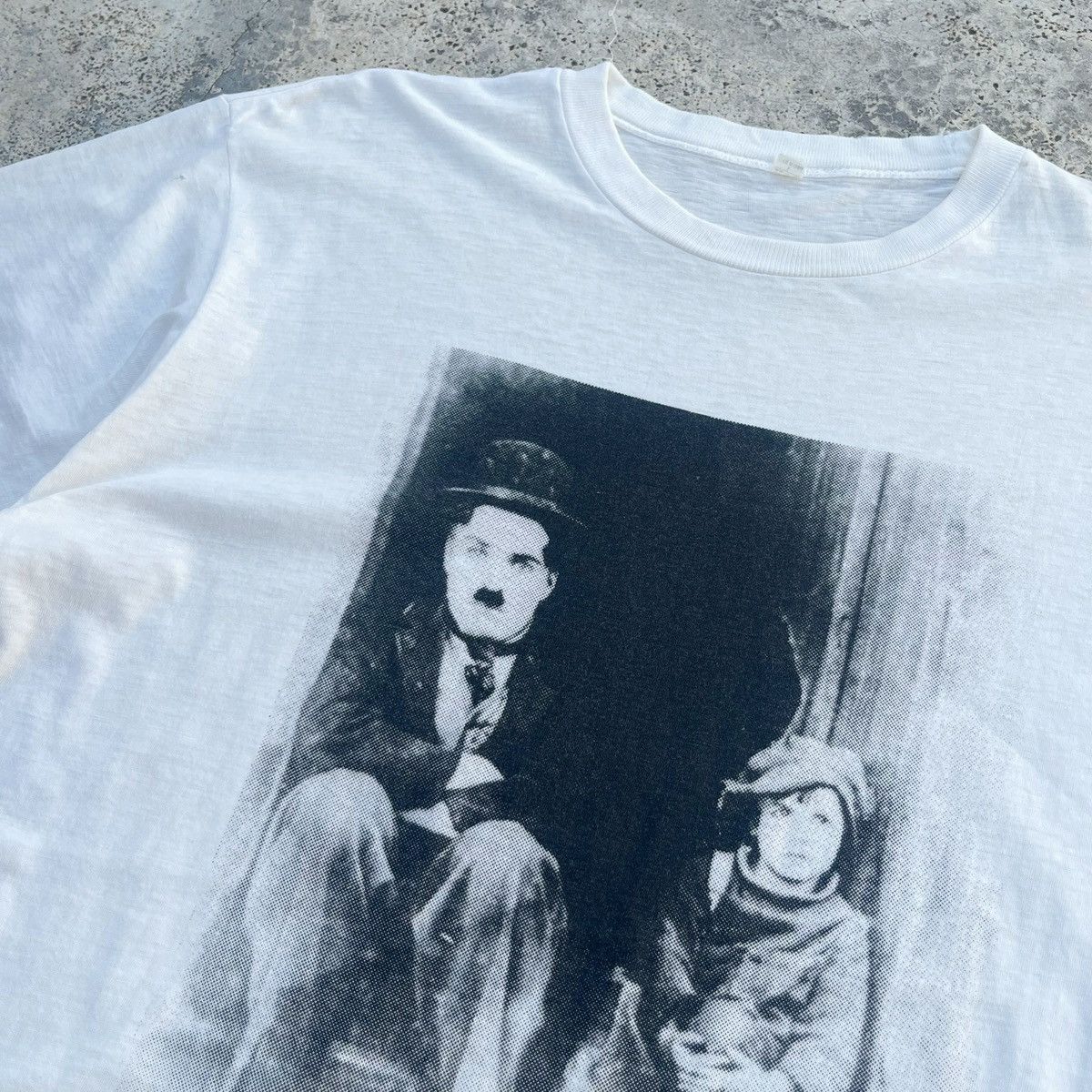 Vintage Vintage Charlie Chaplin Legendary Comedian Photo Tee Size US L / EU 52-54 / 3 - 3 Thumbnail