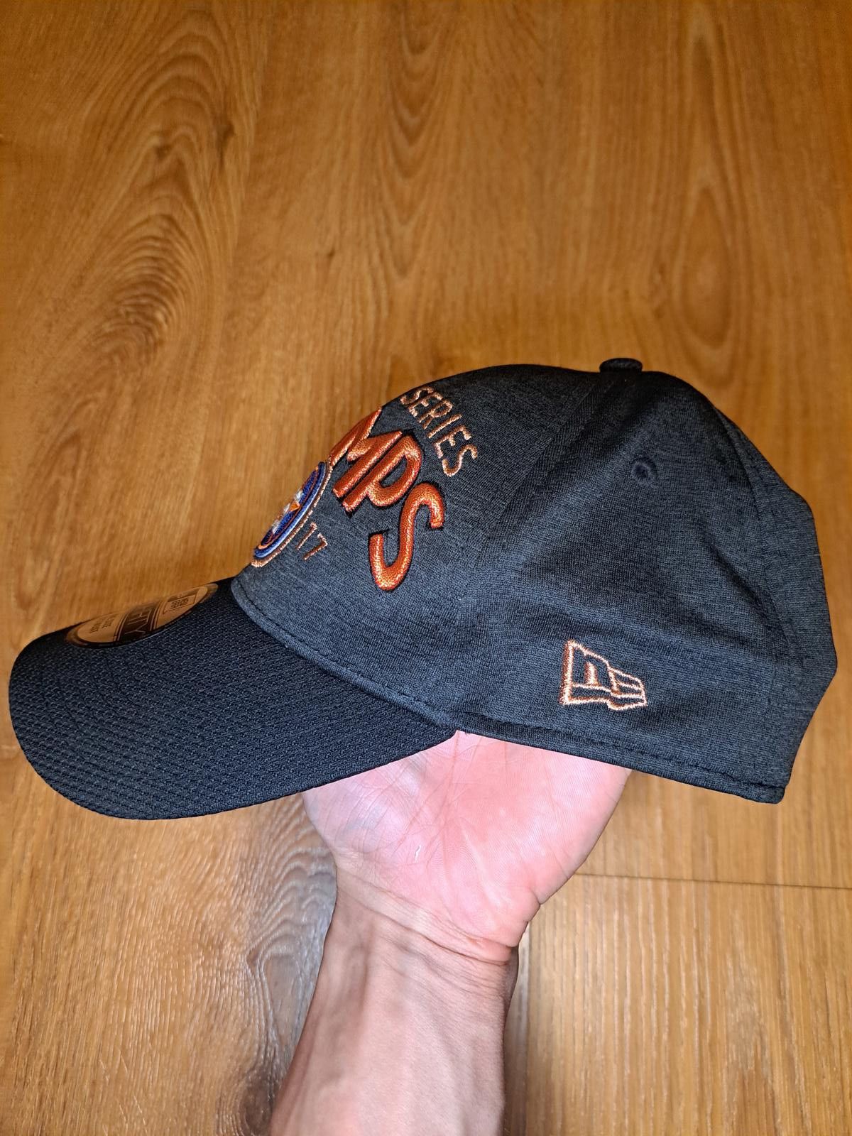 New Era NEW New Era 39THIRTY Astros World Series 2017 On Field Hat Size ONE SIZE - 3 Thumbnail