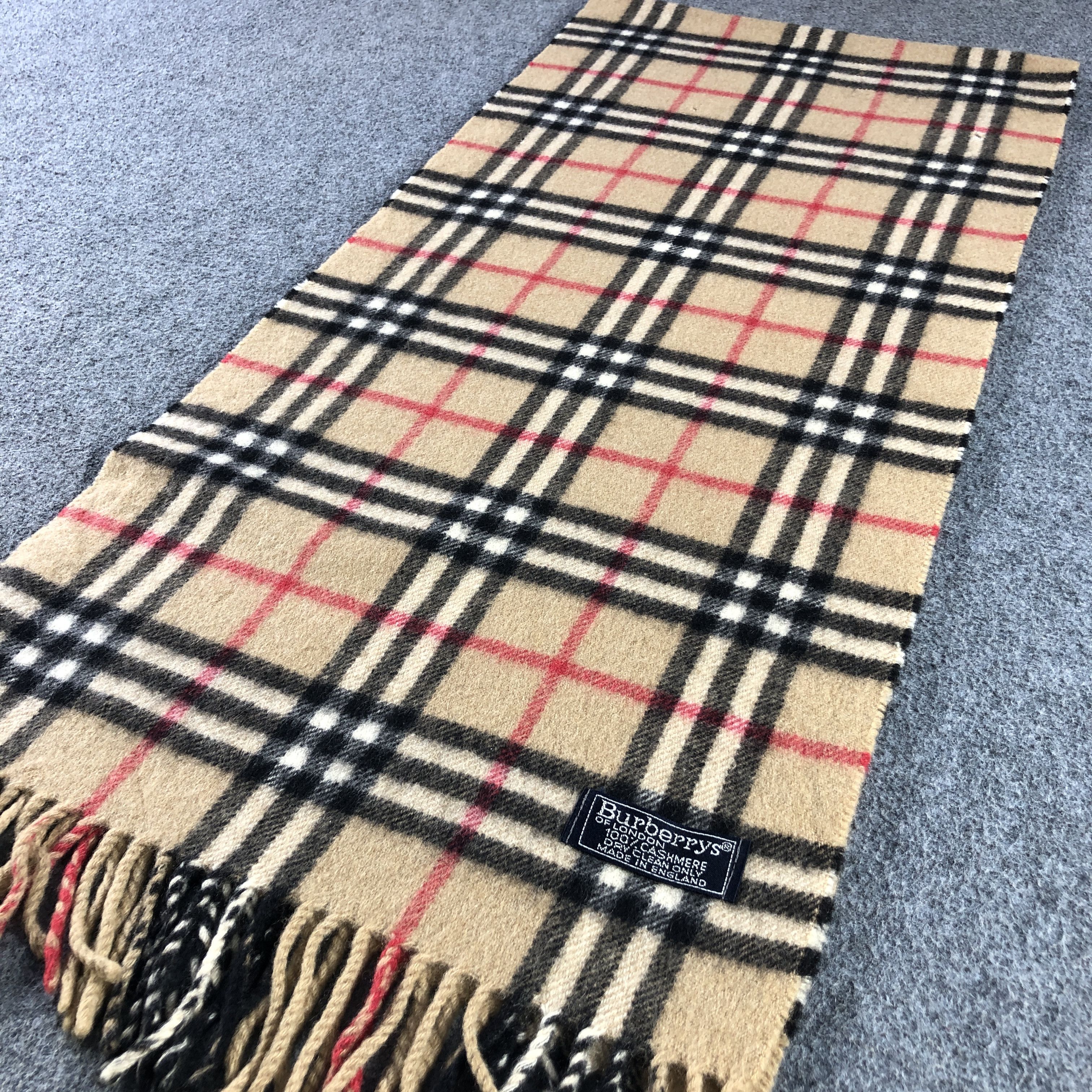 Burberry Burberry Tan Nova Check Cashmere Scarf Muffler V2857 Size ONE SIZE - 3 Thumbnail