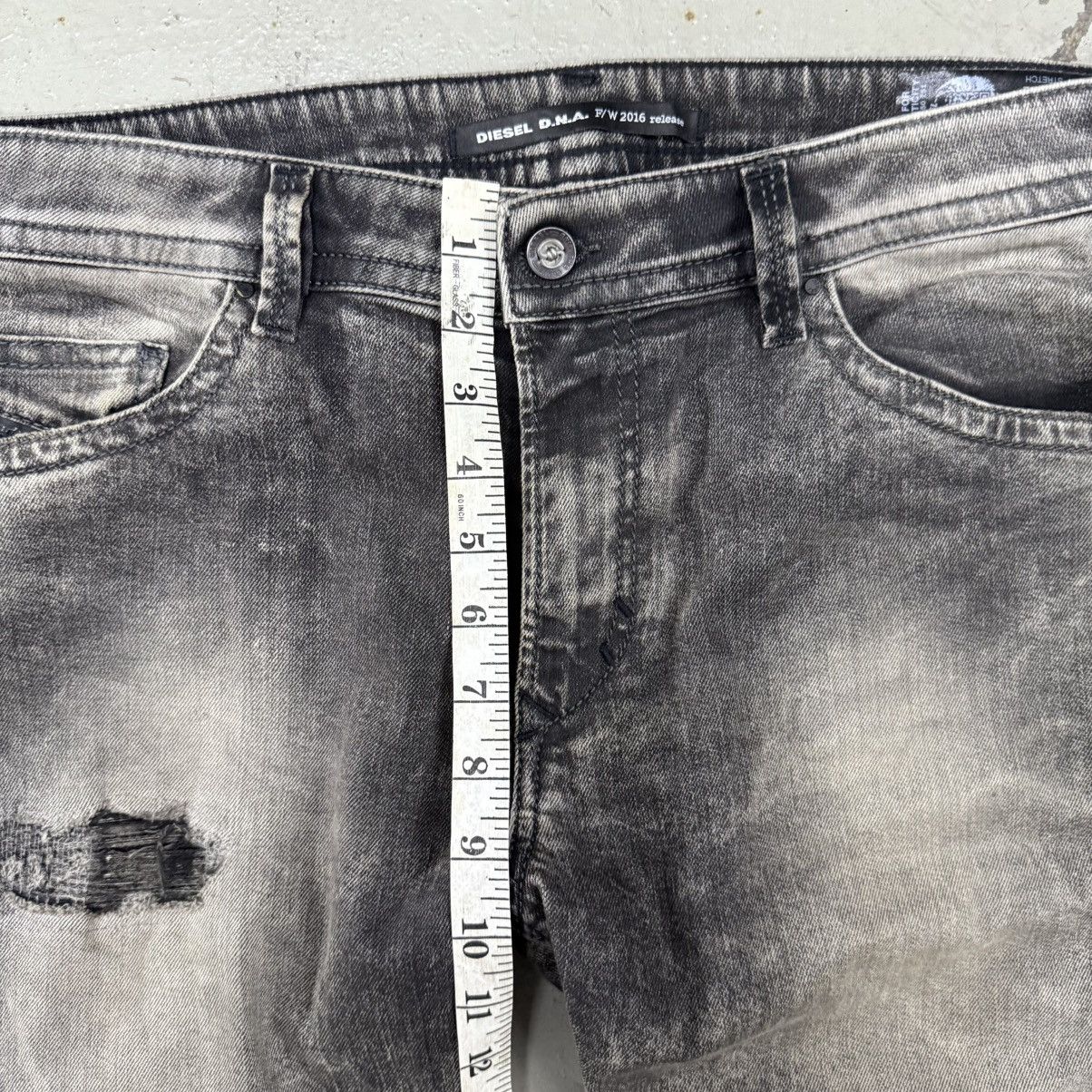 Diesel Diesel DNA FW2016 Thavar Jeans Distressed Denim Riot Punk Size US 34 / EU 50 - 9 Thumbnail