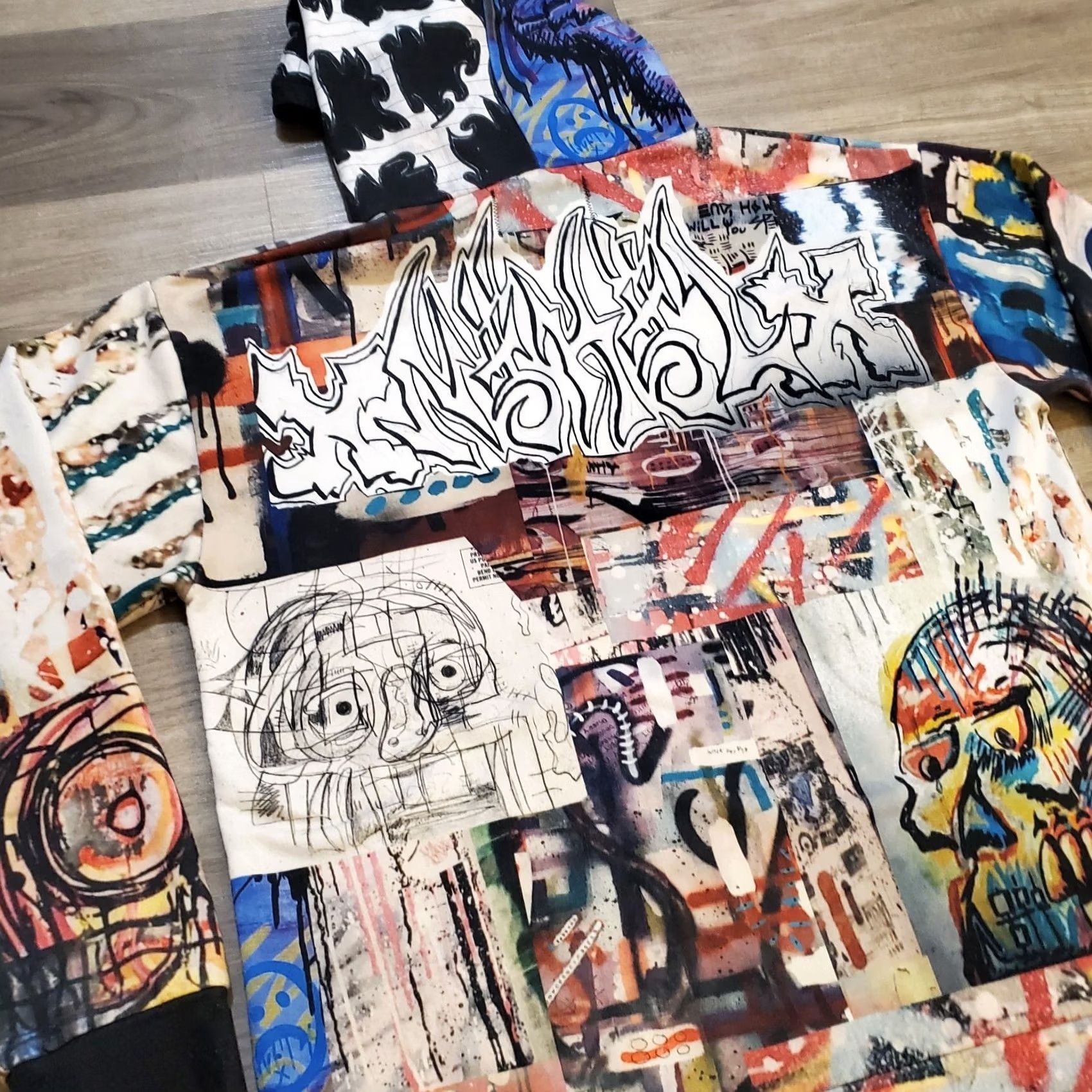 Vintage Rare Wano Mens Sz Large Abstract Hooded Sweatshirt Skull Artist Mixed Graphic Hoodie Size US L / EU 52-54 / 3 - 6 Thumbnail