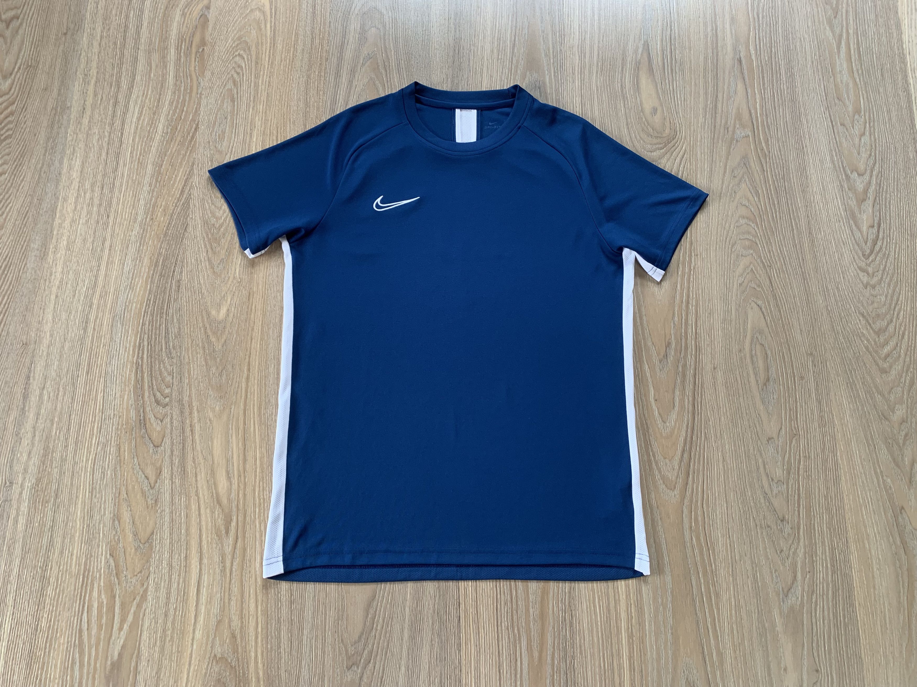 Nike Nike Mens Training Footballl T Shirt Size US L / EU 52-54 / 3 - 8 Thumbnail