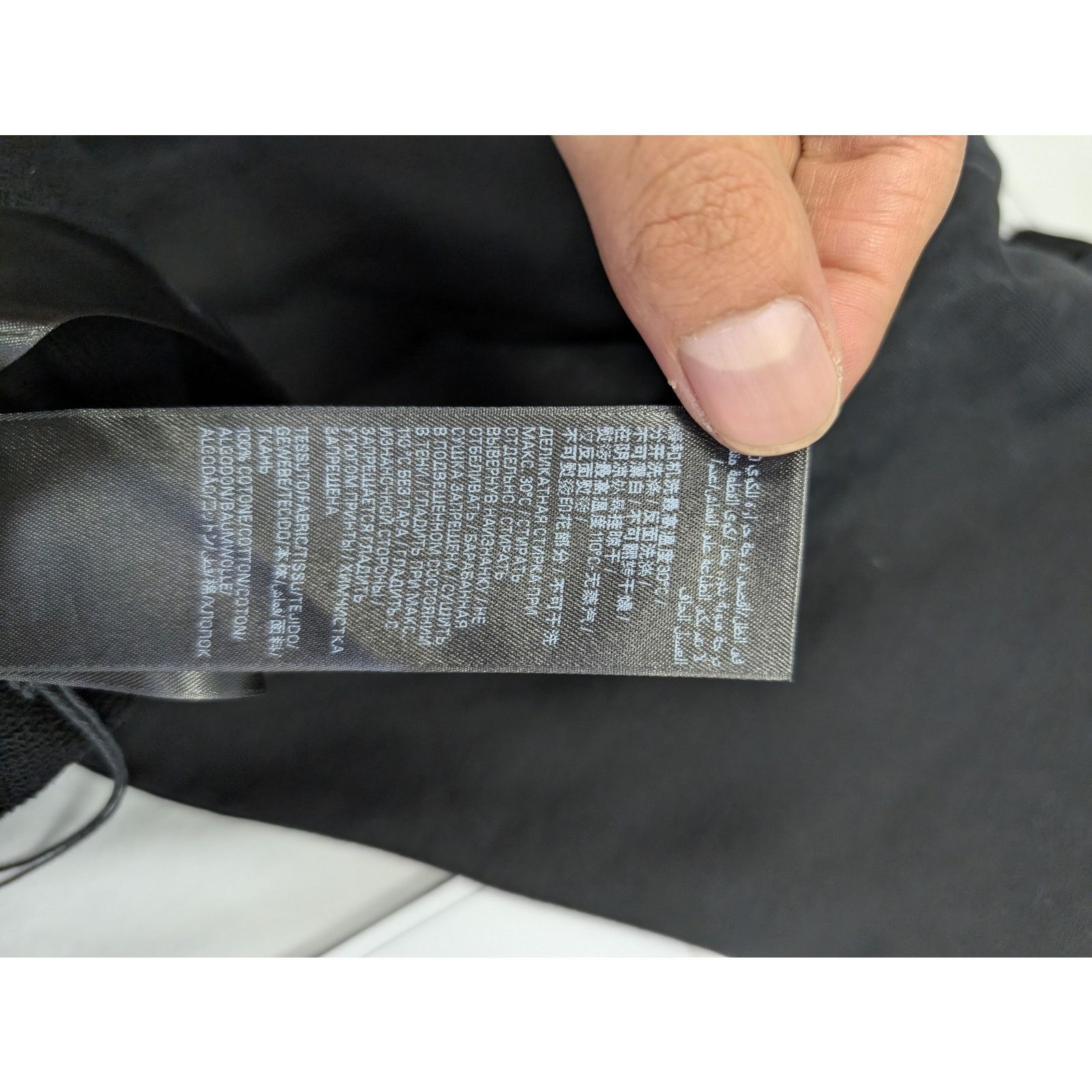 Balenciaga o1rshd1 No Pocket Large Fit Hoodie in Washed Black Size US L / EU 52-54 / 3 - 15 Thumbnail