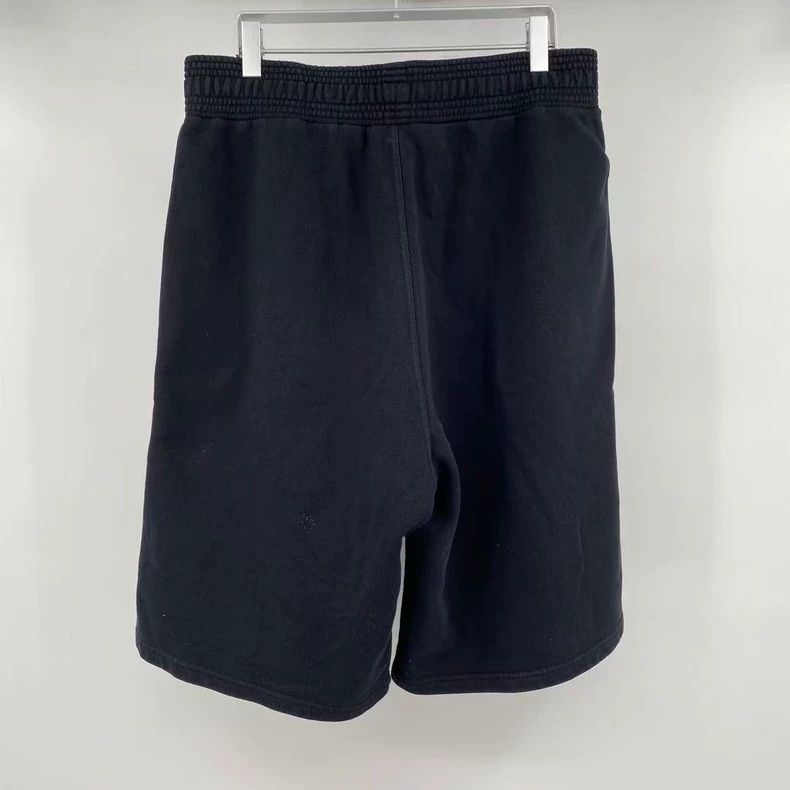 Givenchy Givenchy SizeM Colorful Cursive Embroidered Letter Shorts Size US 29 - 2 Thumbnail