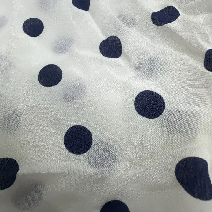 Balenciaga Balenciaga Balenciaga Stylish Polka Dot ButtonUp Shirt -25 Size US XXS / EU 40 - 9 Thumbnail