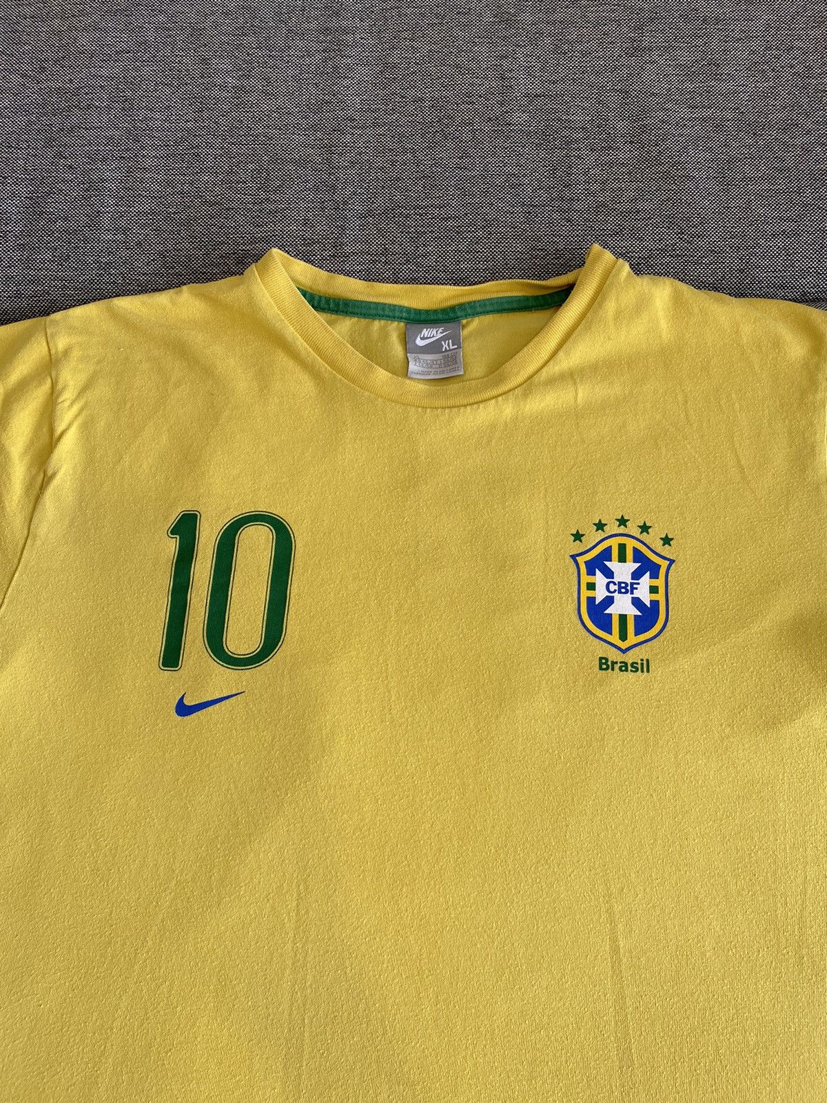 Nike Brazil Nike Ronaldinho T Shirt Size XL Size US XL / EU 56 / 4 - 3 Thumbnail