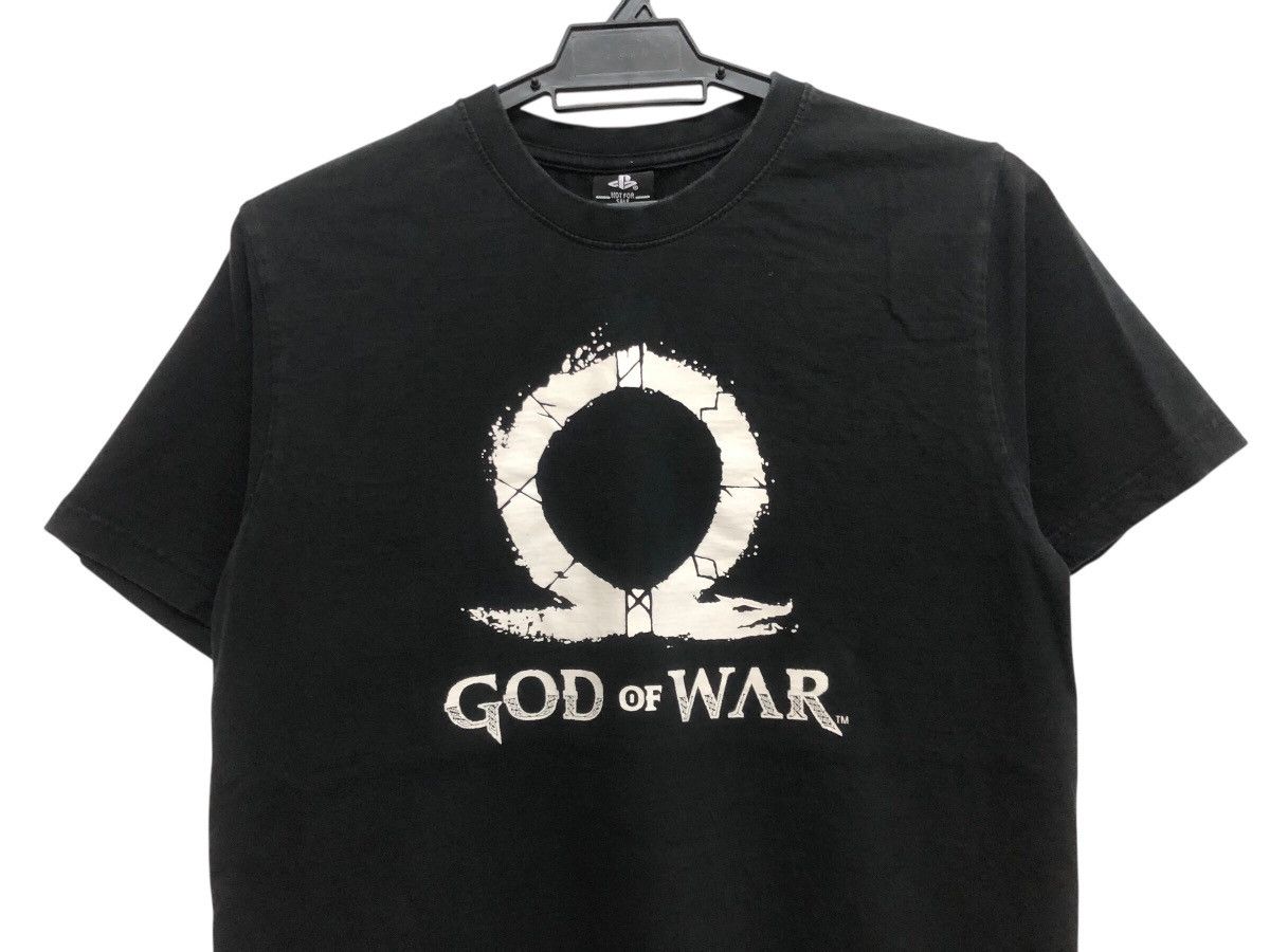 Playstation GOD OF WAR BIG LOGO SONY PLAYSTATION GAMING PROMO TEE Size US M / EU 48-50 / 2 - 3 Thumbnail