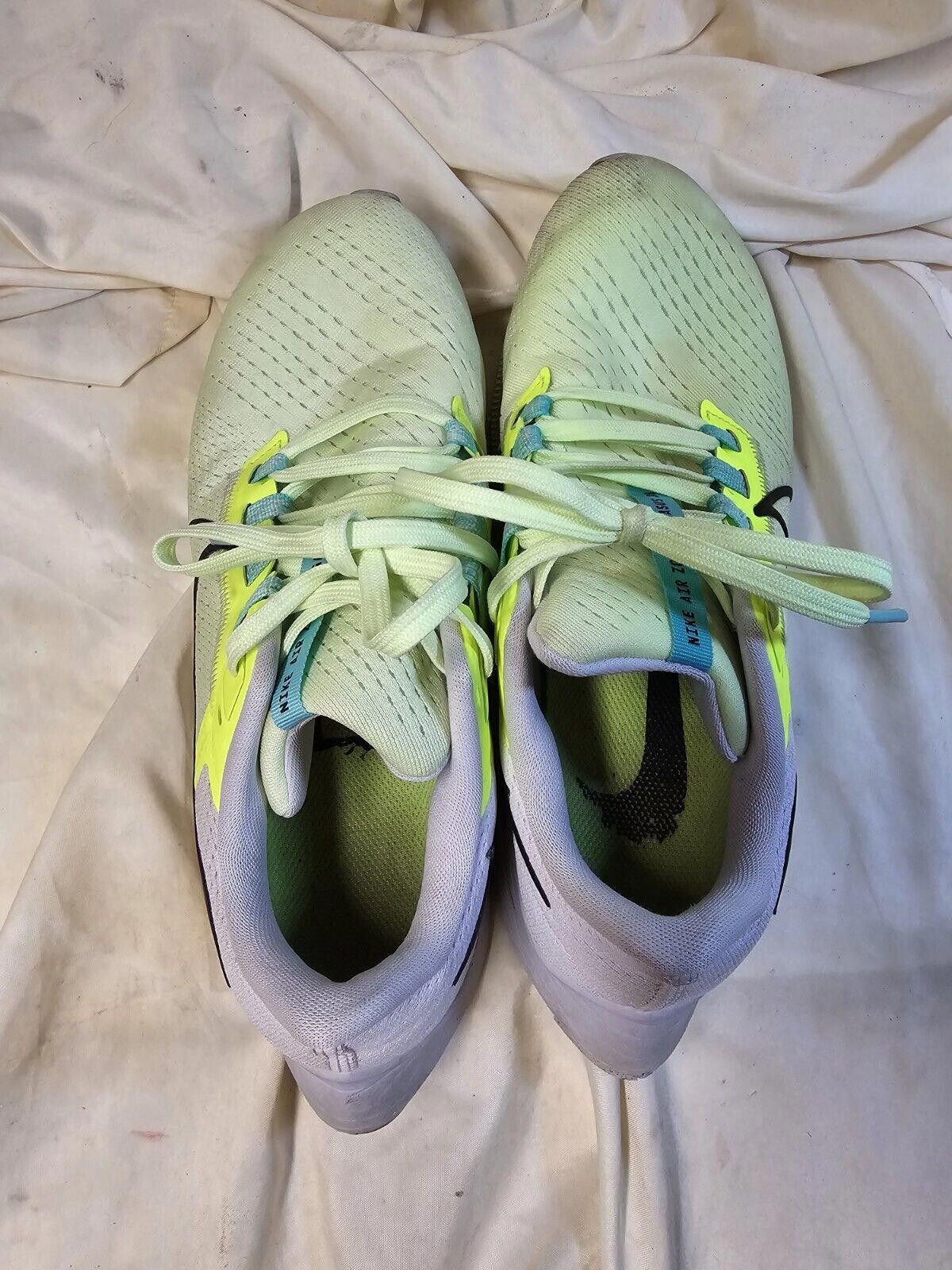 Nike Nike Womens Air Zoom Pegasus 38 Fast Pack Shoes Volt SZ 9 Size US 9 / IT 39 - 2 Thumbnail