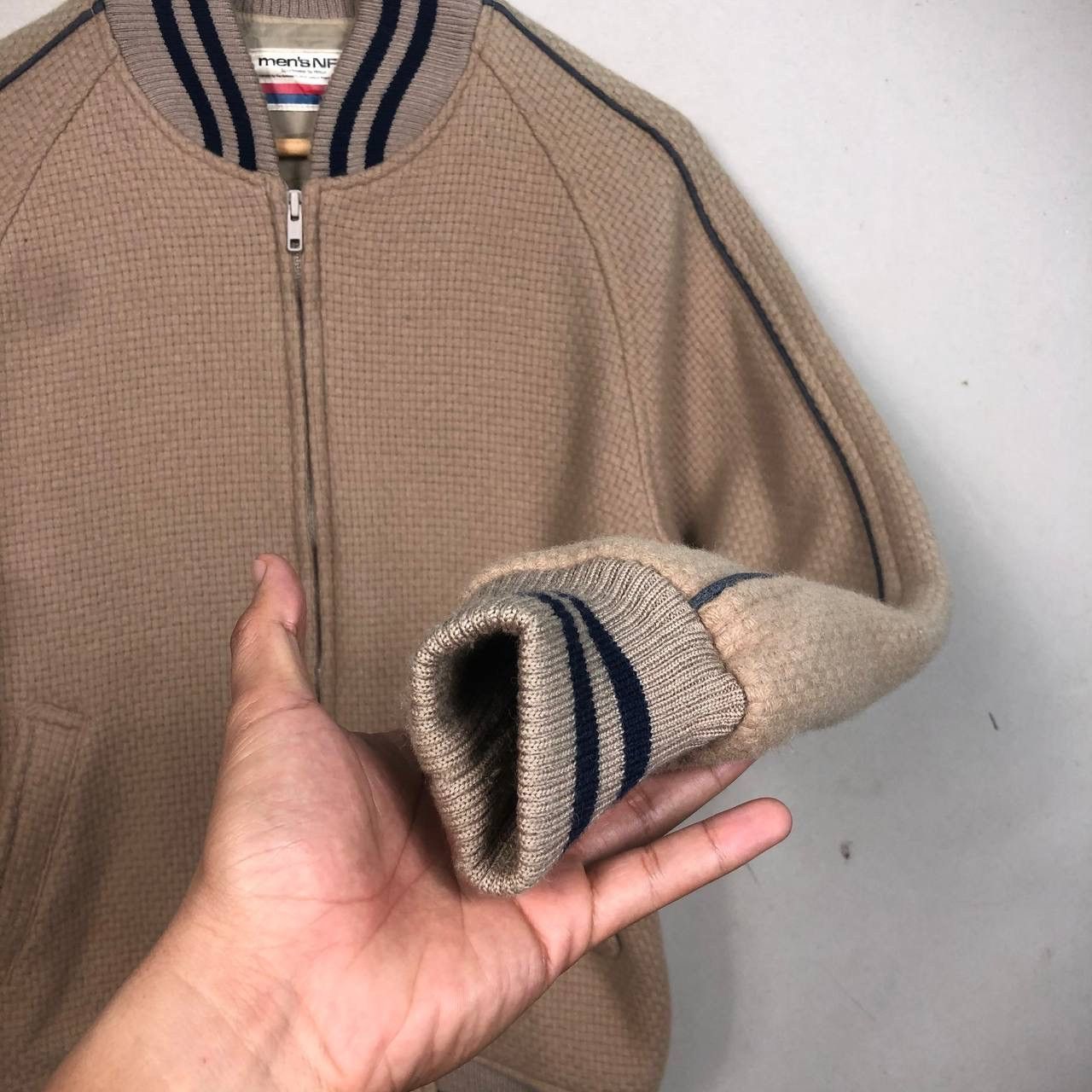 MLB × NFL Vintage 90’s NFL Hilton Varsity Jacket Full Zipper Brown Size US M / EU 48-50 / 2 - 6 Thumbnail