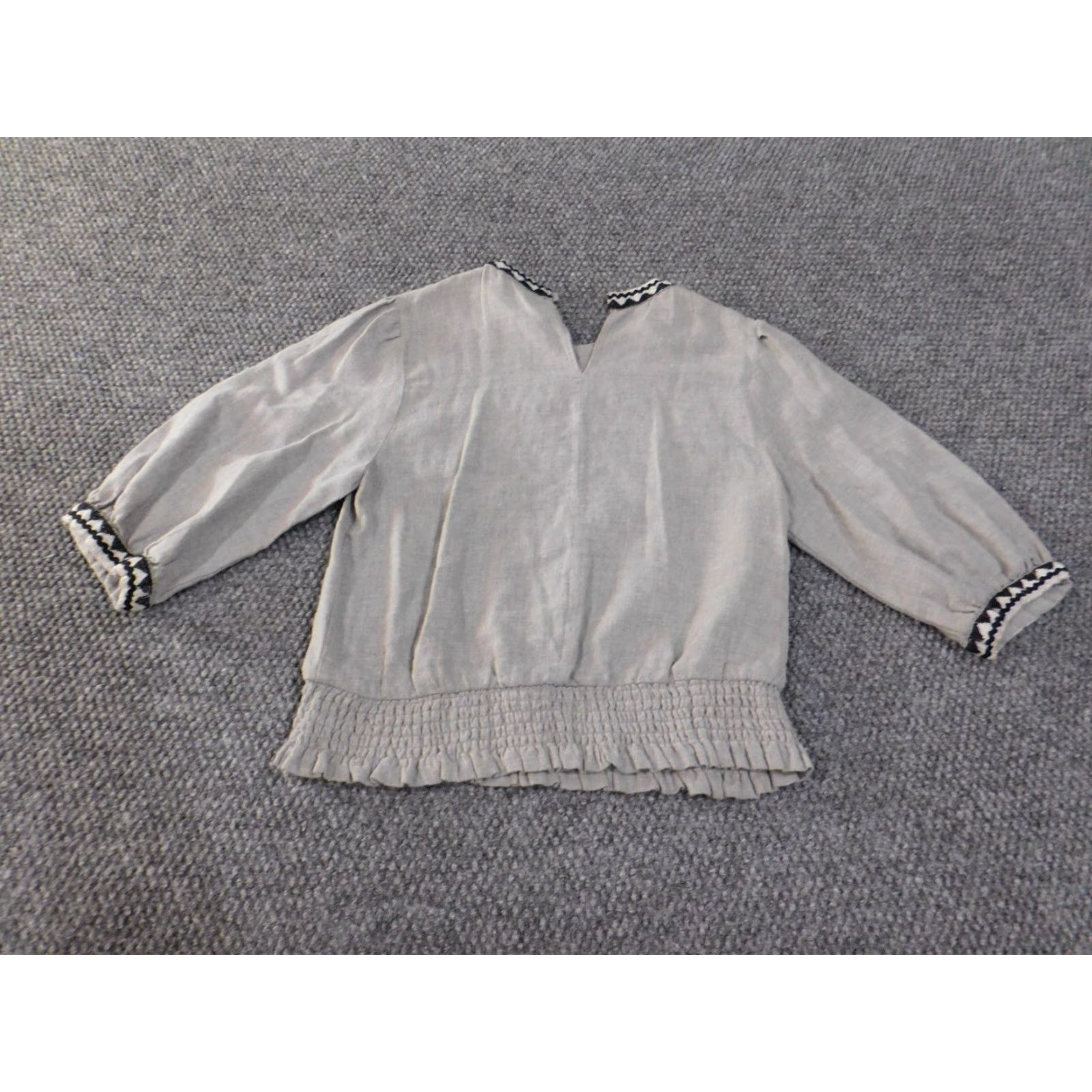 Zara Zara Womens Sweater Small Gray Crew Neck Pullover Raglan Sleeve Embroidered Floral Geometric Knit 2-Color Size S / US 4 / IT 40 - 7 Thumbnail