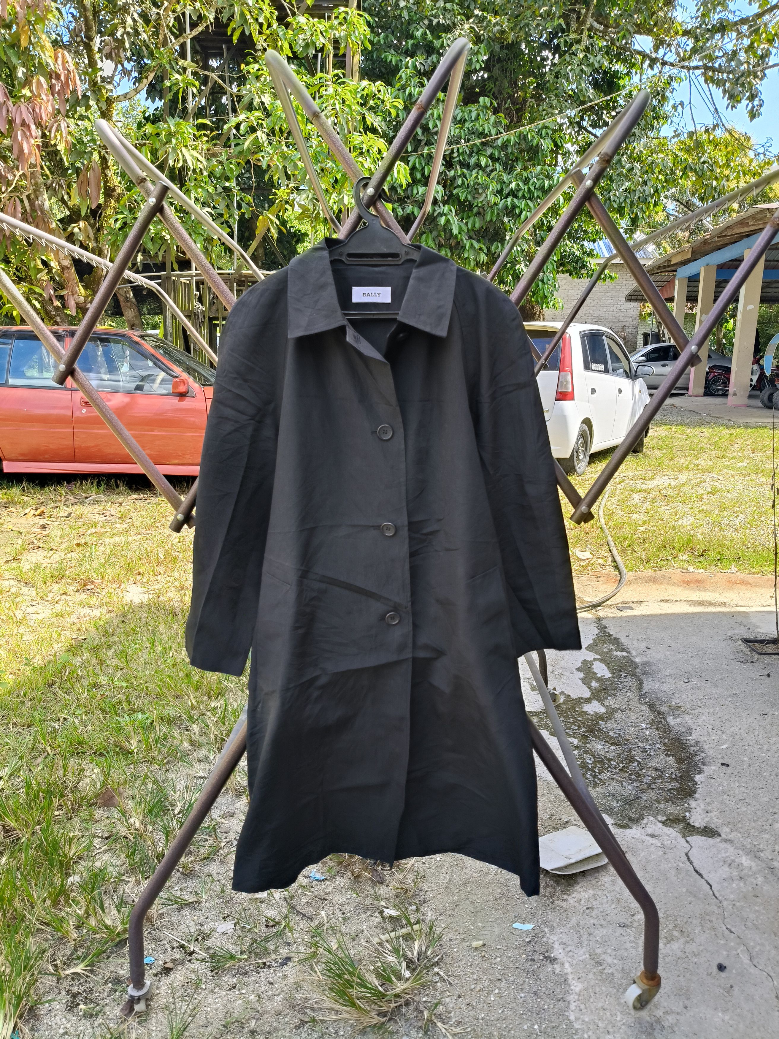 Bally Vintage Bally Long Coat Size XS / US 0-2 / IT 36-38 - 1 Thumbnail