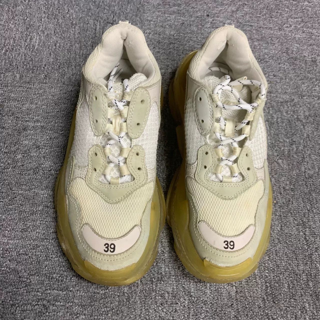 Balenciaga Balenciaga White Triple S Size US 5 / EU 37 - 1 Preview