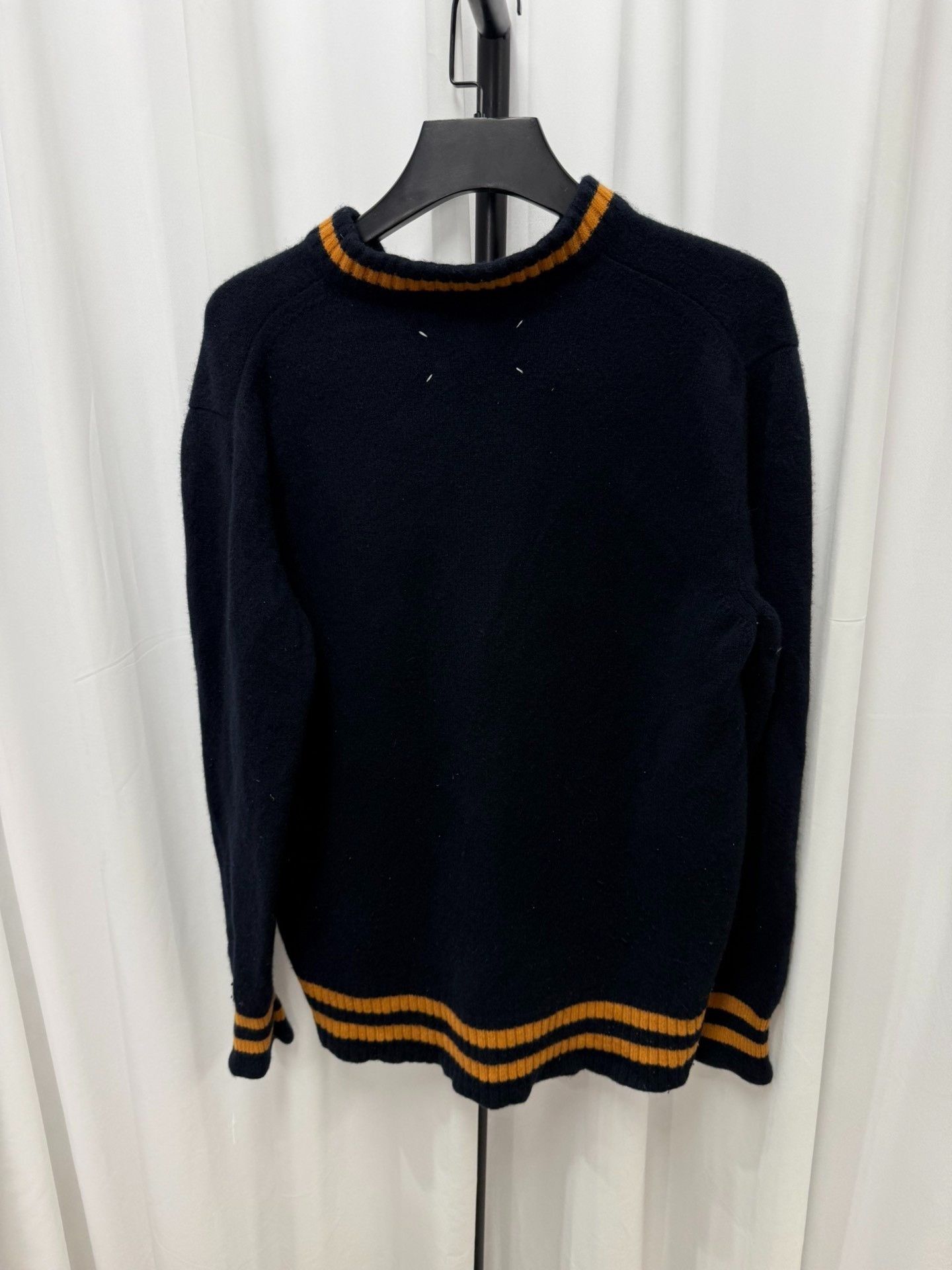 Maison Margiela Maison Margiela Wool V-Neck Sweater Size US XXS / EU 40 - 5 Thumbnail