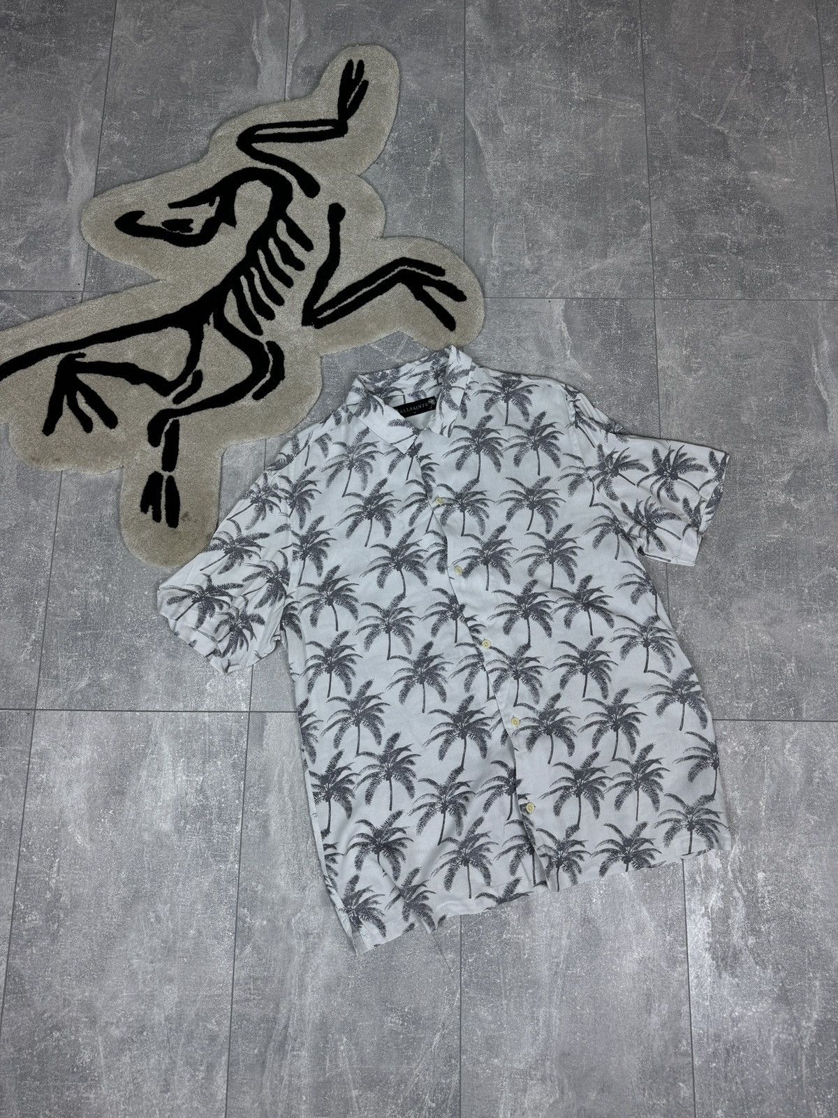 Allsaints Mens AllSaints SANTACRUZ SS SHIRT button up Hawaiian crazy Size US M / EU 48-50 / 2 - 1 Thumbnail