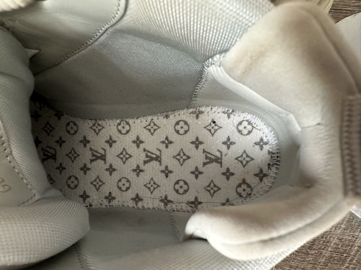 Louis Vuitton LOUIS VUITTON Trainer 2 Sneakers Size US 9 / EU 42 - 13 Thumbnail