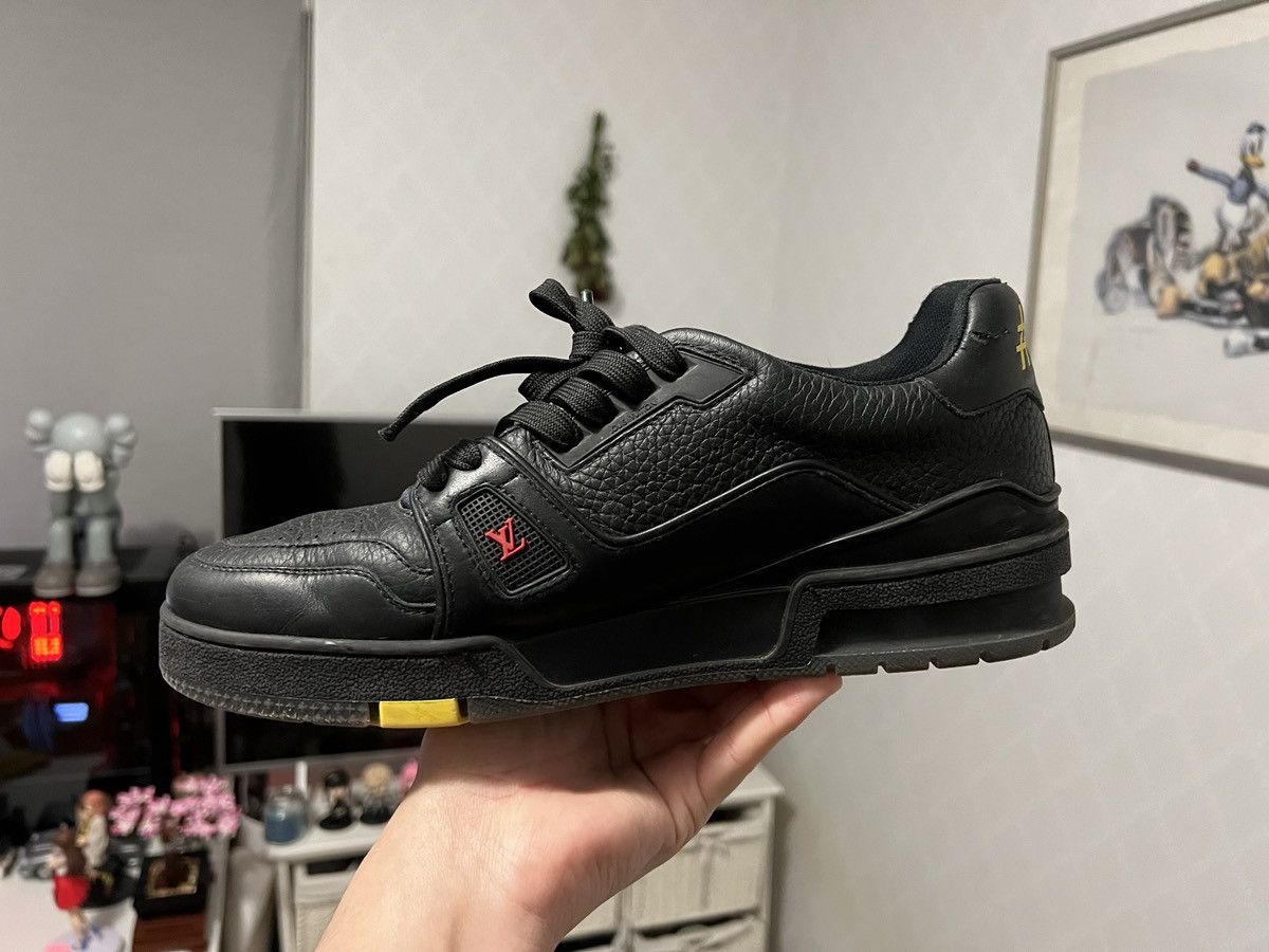 Louis Vuitton Louis Vuitton Signature Trainer Size US 7 / EU 40 - 5 Thumbnail