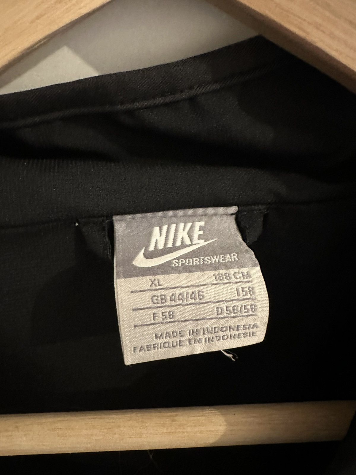 Nike Nike Air Max Jacket Windbreaker Size XL Vintage Jacke Retro Size US XL / EU 56 / 4 - 10 Thumbnail