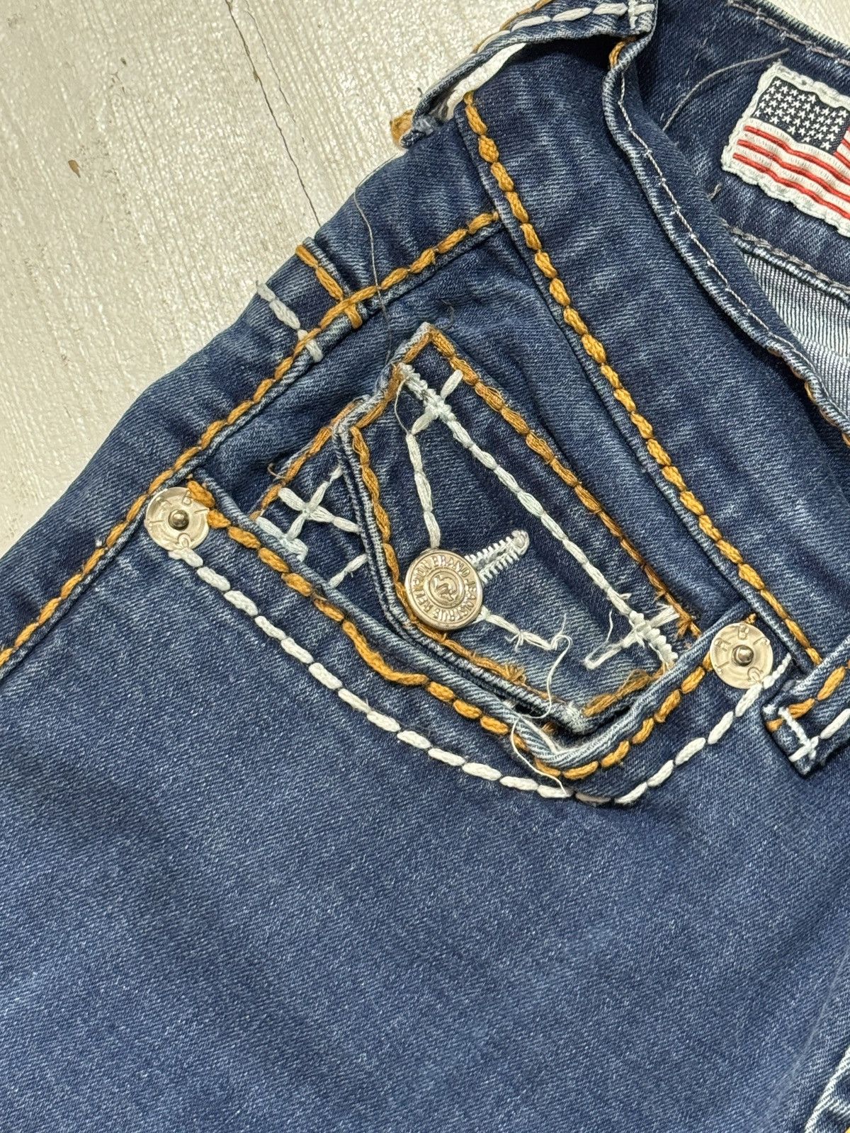 True Religion VINTAGE TRUE RELIGION CONTRASTING SEAMS SKINNY JEANS Size 30" / US 8 / IT 44 - 11 Thumbnail