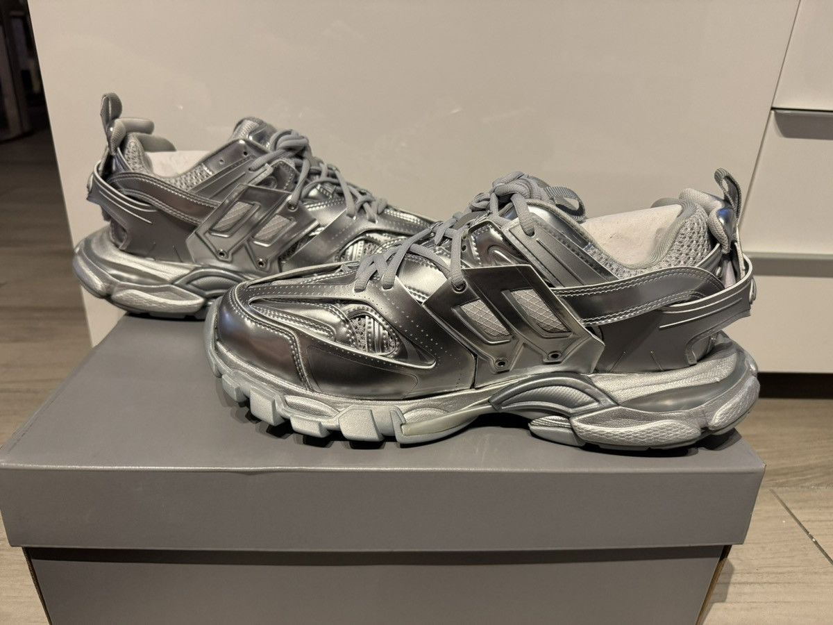 Balenciaga Balenciaga Track Sneaker Metallic Grey Size 43 Size US 10.5 / EU 43-44 - 4 Thumbnail
