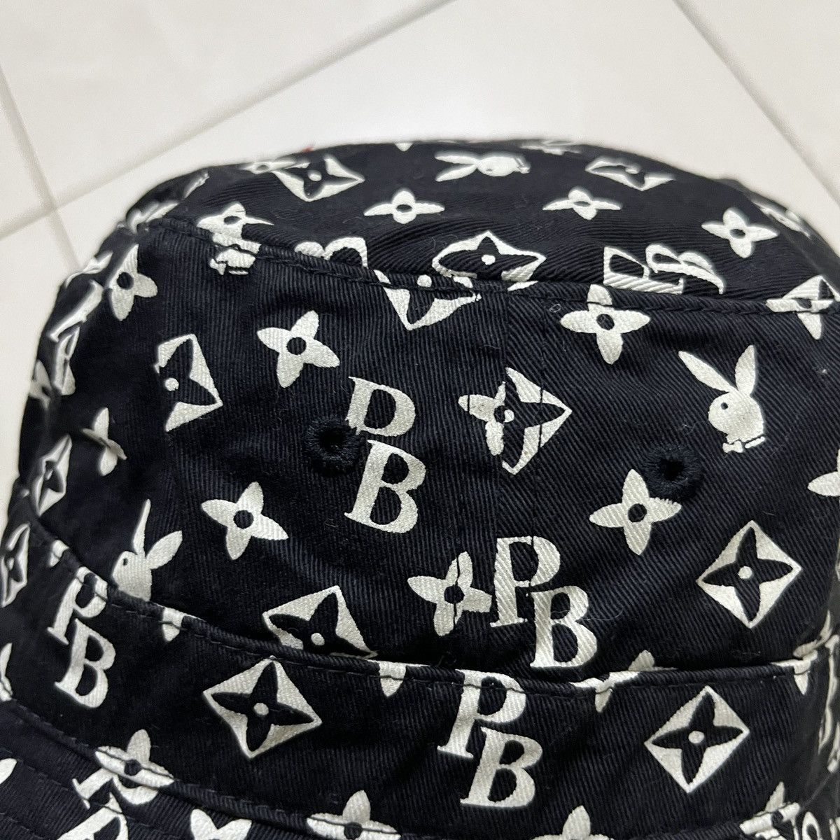 Playboy × Vintage Rare Playboy Monogram Logo Bucket Hat Size ONE SIZE - 4 Thumbnail