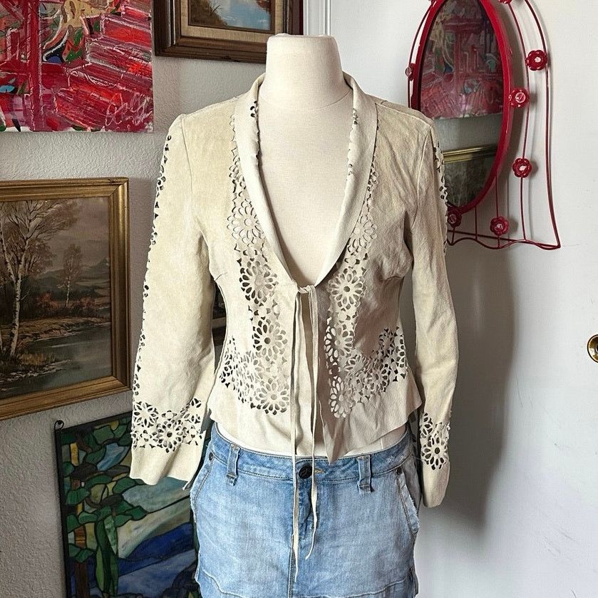 Other no brand vintage floral cutout design long sleeve jacket Size M / US 6-8 / IT 42-44 - 1 Thumbnail