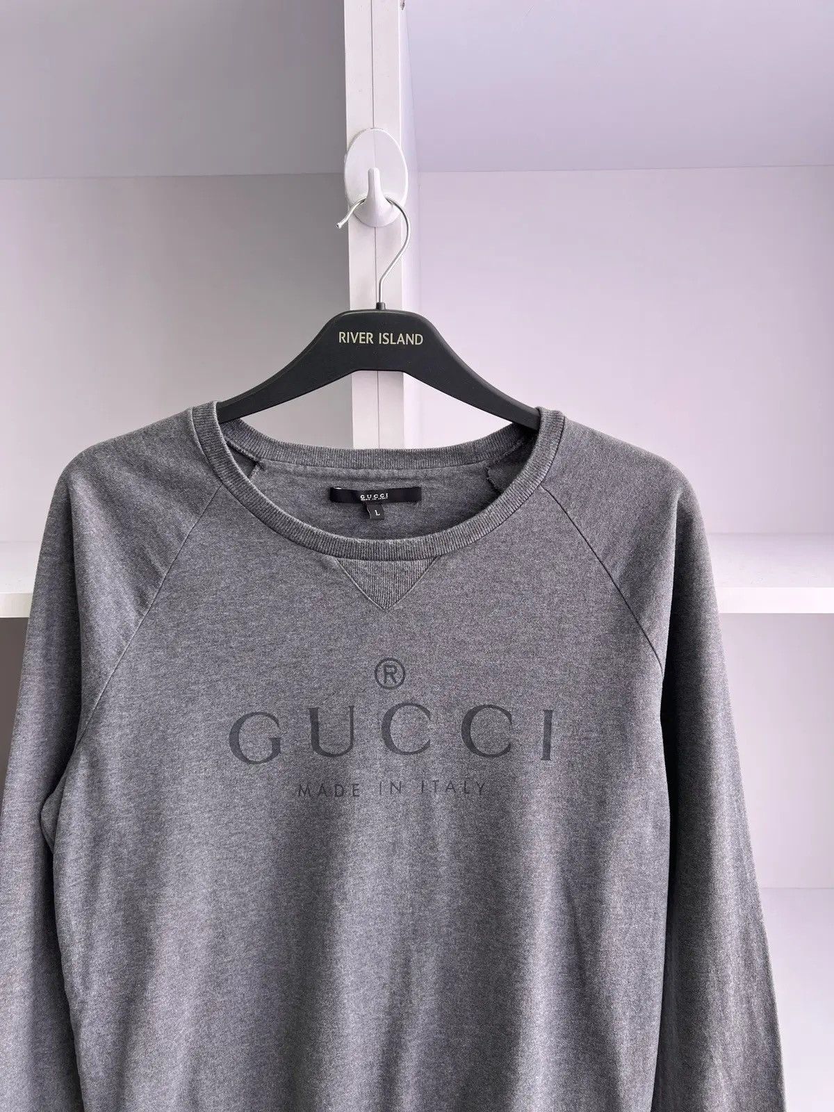 Designer × Gucci × Vintage Vintage Gucci Made In italy Big Logo Spell Out Sweatshirt Size US M / EU 48-50 / 2 - 6 Thumbnail