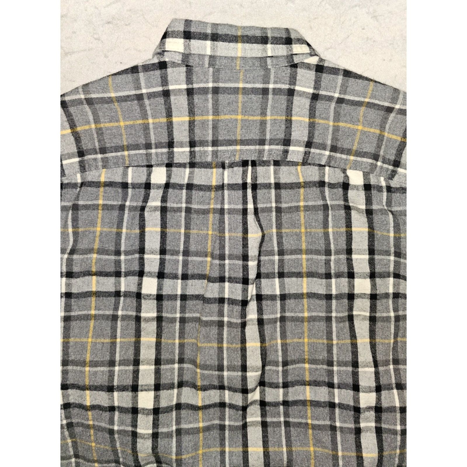 Vintage VINTAGE L.L. Bean Flannel Shirt Grey Plaid Slightly Fitted Button-Up Mens Sz M Regular Shirt Mens Gray Plaid Classic Outdoor Lumberjack Size US M / EU 48-50 / 2 - 7 Thumbnail