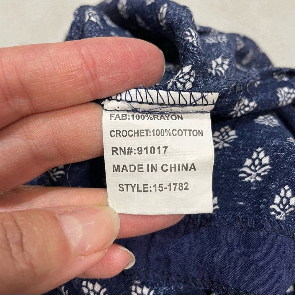 Other Luna Moon Blue Sleeveless Peplum Crochet Trim Rayon Blouse Size L / US 10 / IT 46 - 8 Thumbnail