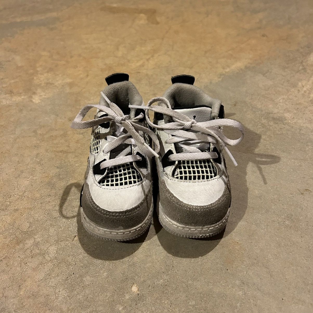 Jordan Brand × Nike Air Jordan 4 Retro Military Black TD 2022 US 7C Size US 5 / EU 37 - 3 Thumbnail